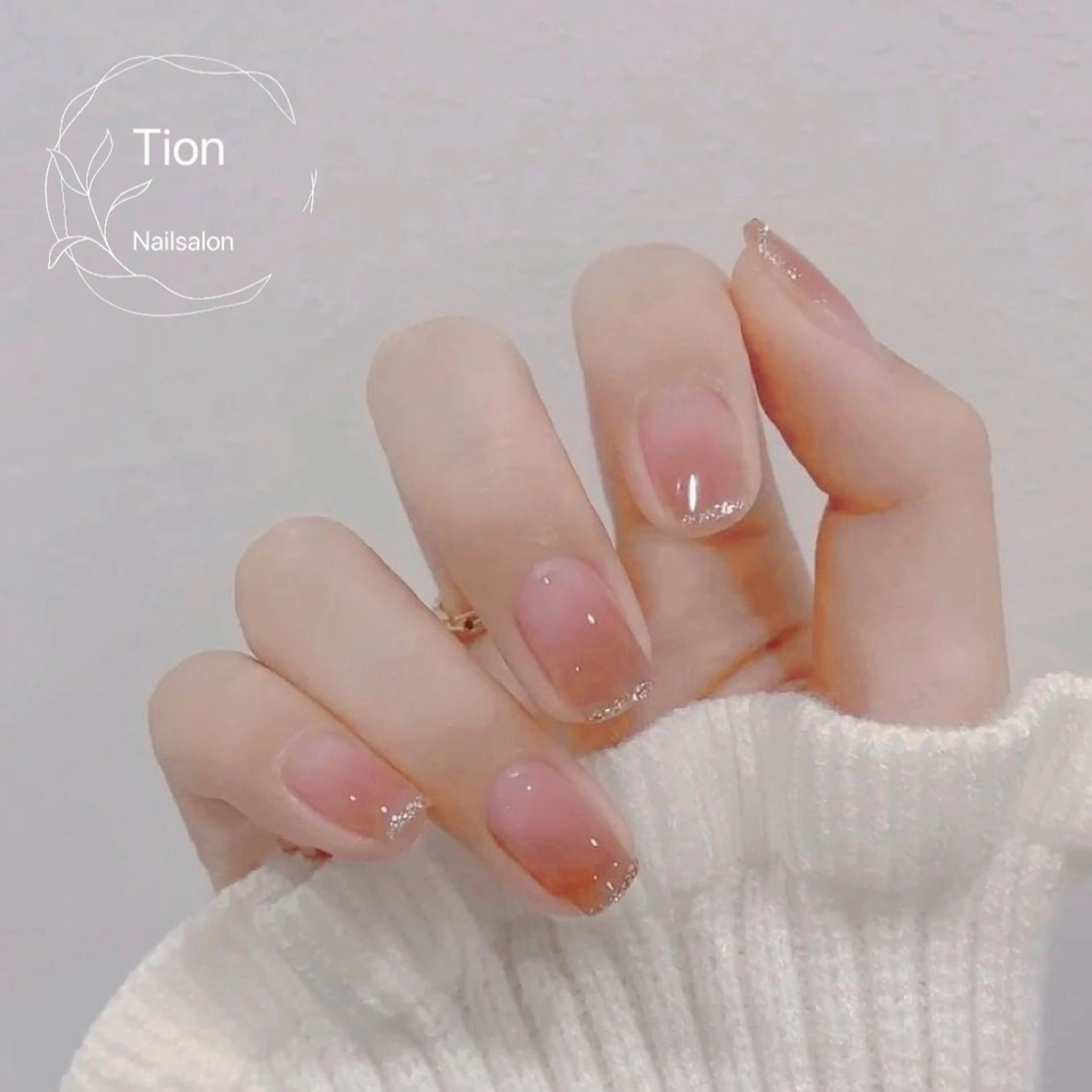 ネイル チークネイル 長さ出し フットネイル フレンチネイル ジェルネイル Nailsalon Tion 横浜西口店のネイルデザイン