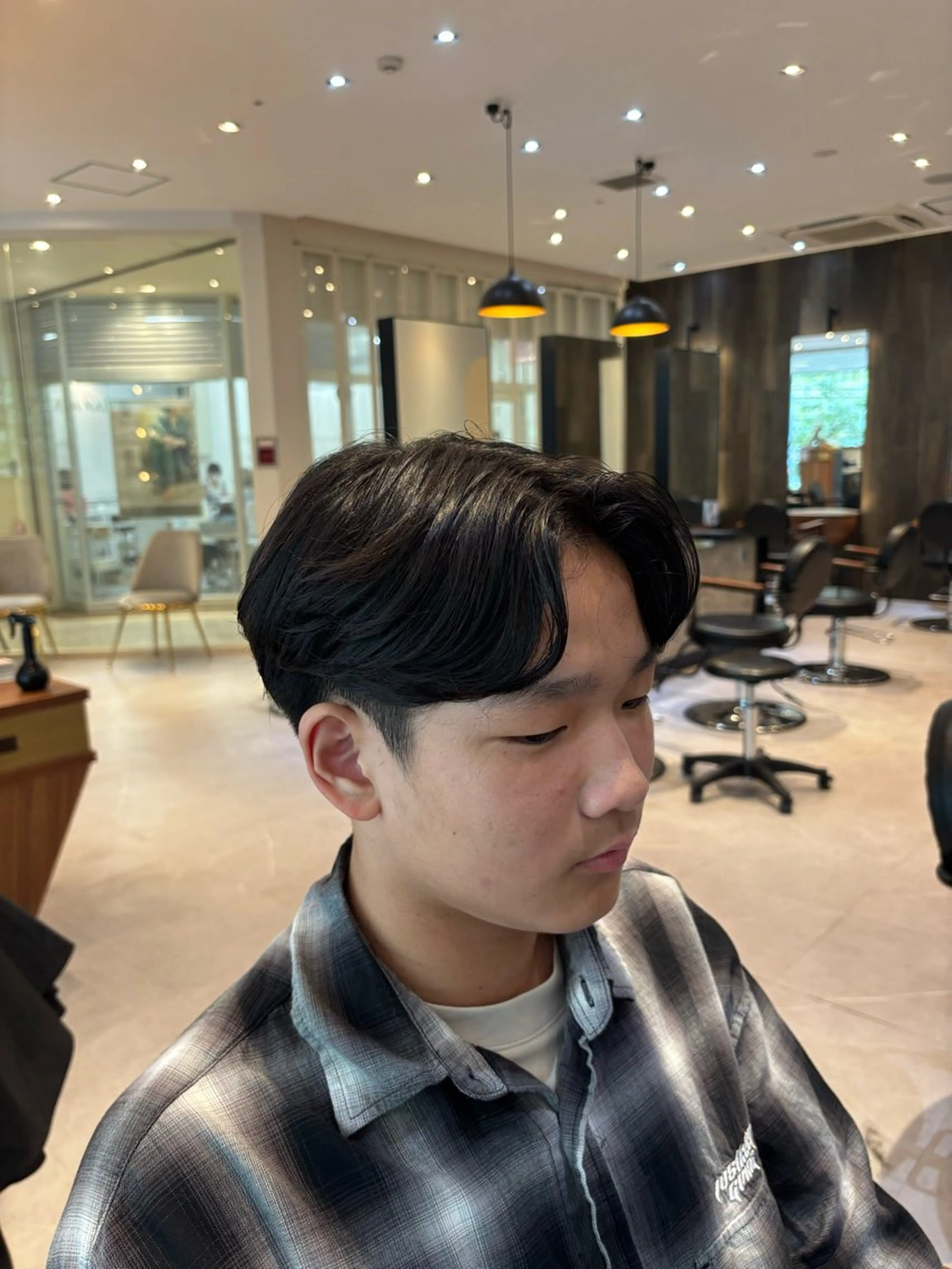 メンズ センターパート カット w藤が丘/ りなのヘアスタイル
