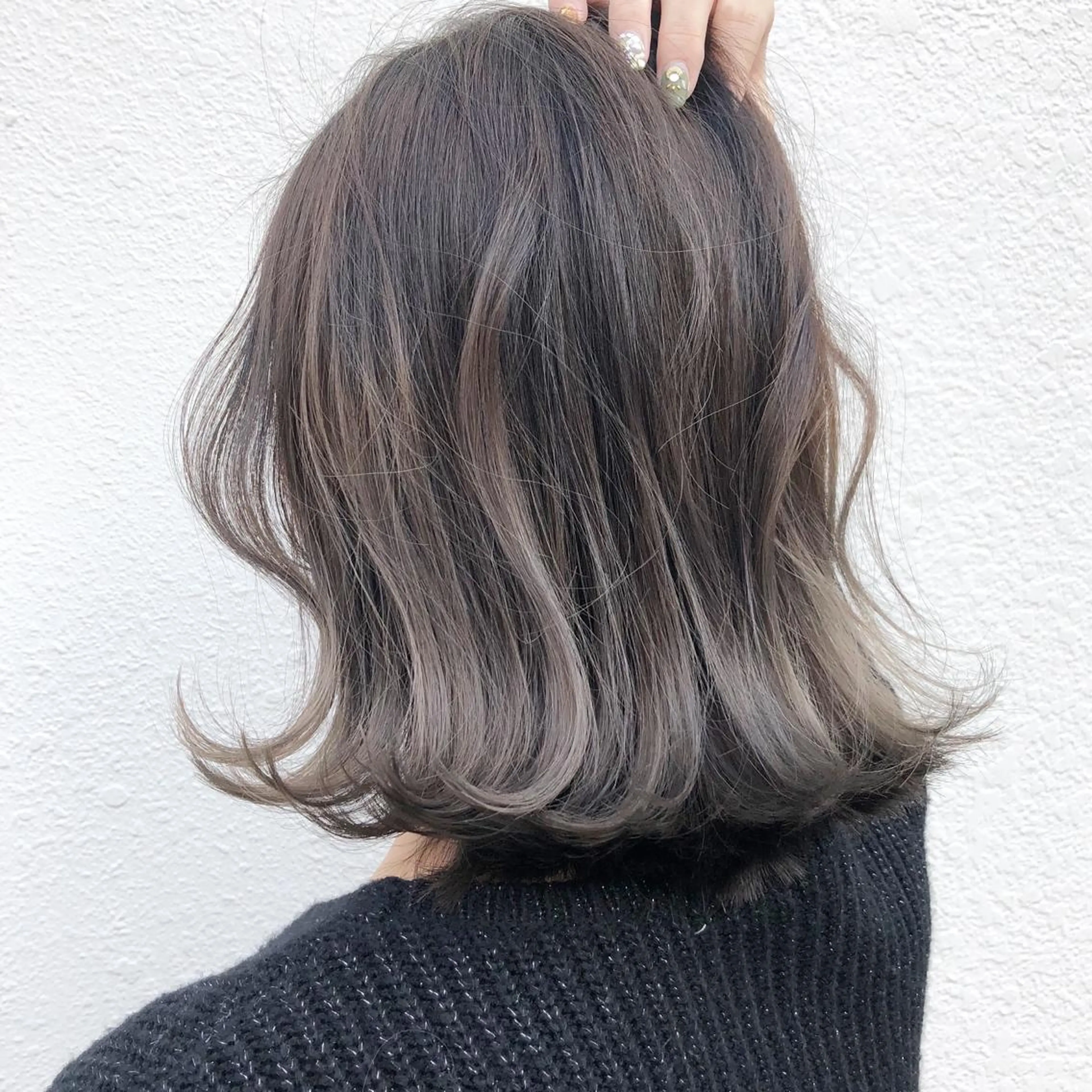 ミディアム カラー パーマ ヘアアレンジ グレージュ 脱白髪染め特化GBG 自由が丘所属・【白髪ぼかし 専門GBG】自由が丘のヘアスタイル