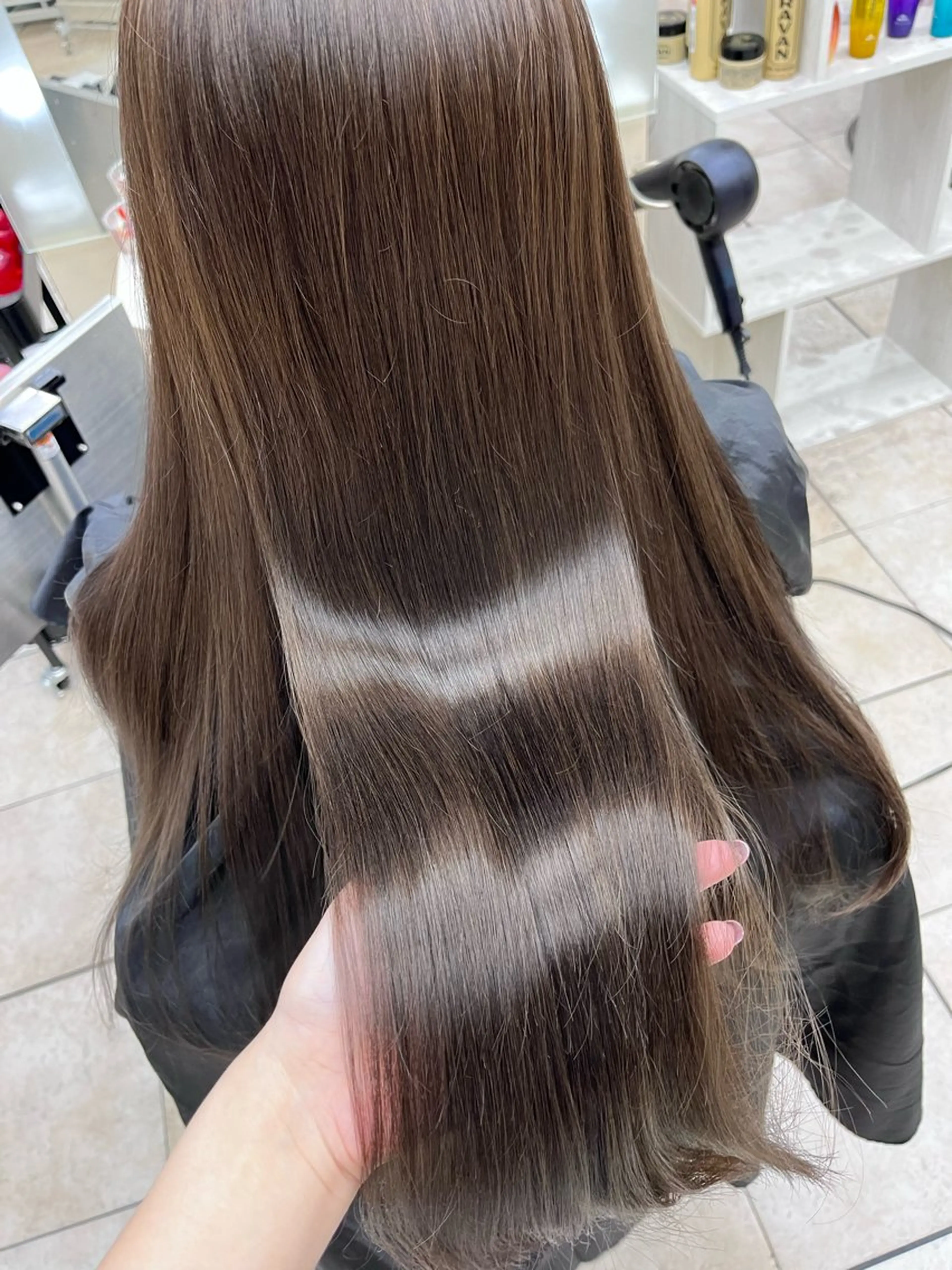 ロング カラー イルミナカラー MITSUKI🤍 モテ髪×韓国レイヤーのヘアスタイル