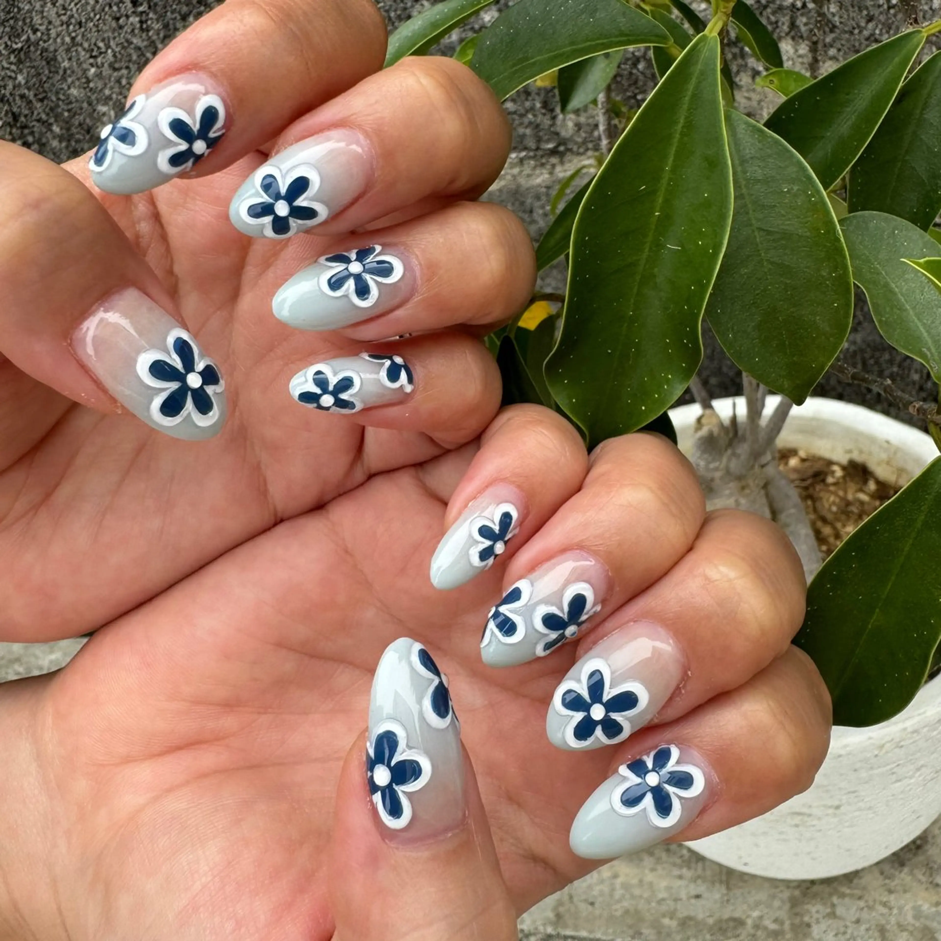 ネイル Beauty Salon amour所属・Seven's / NANAのネイルデザイン