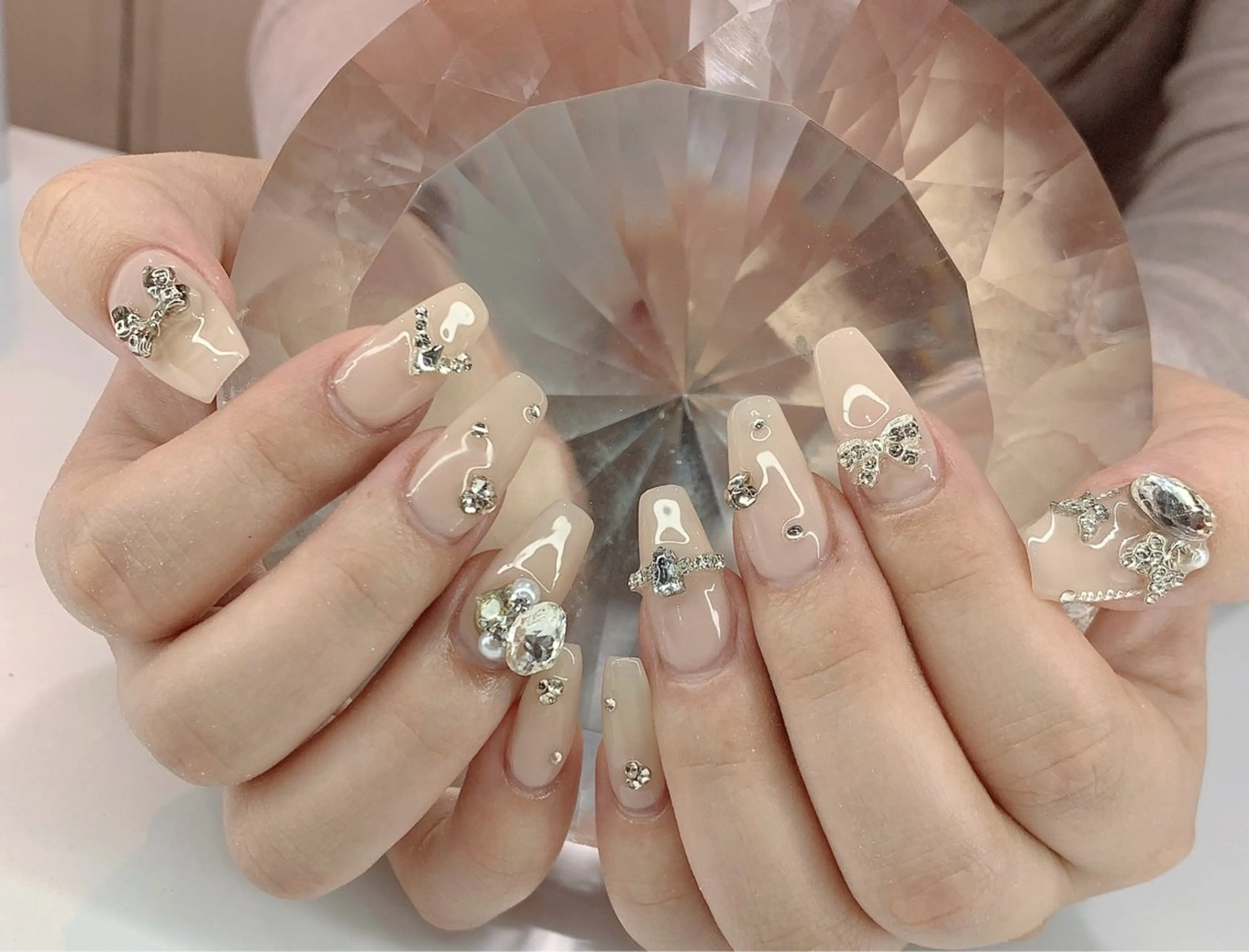 ネイル ハンドネイル LoaChaton kaeのネイルデザイン