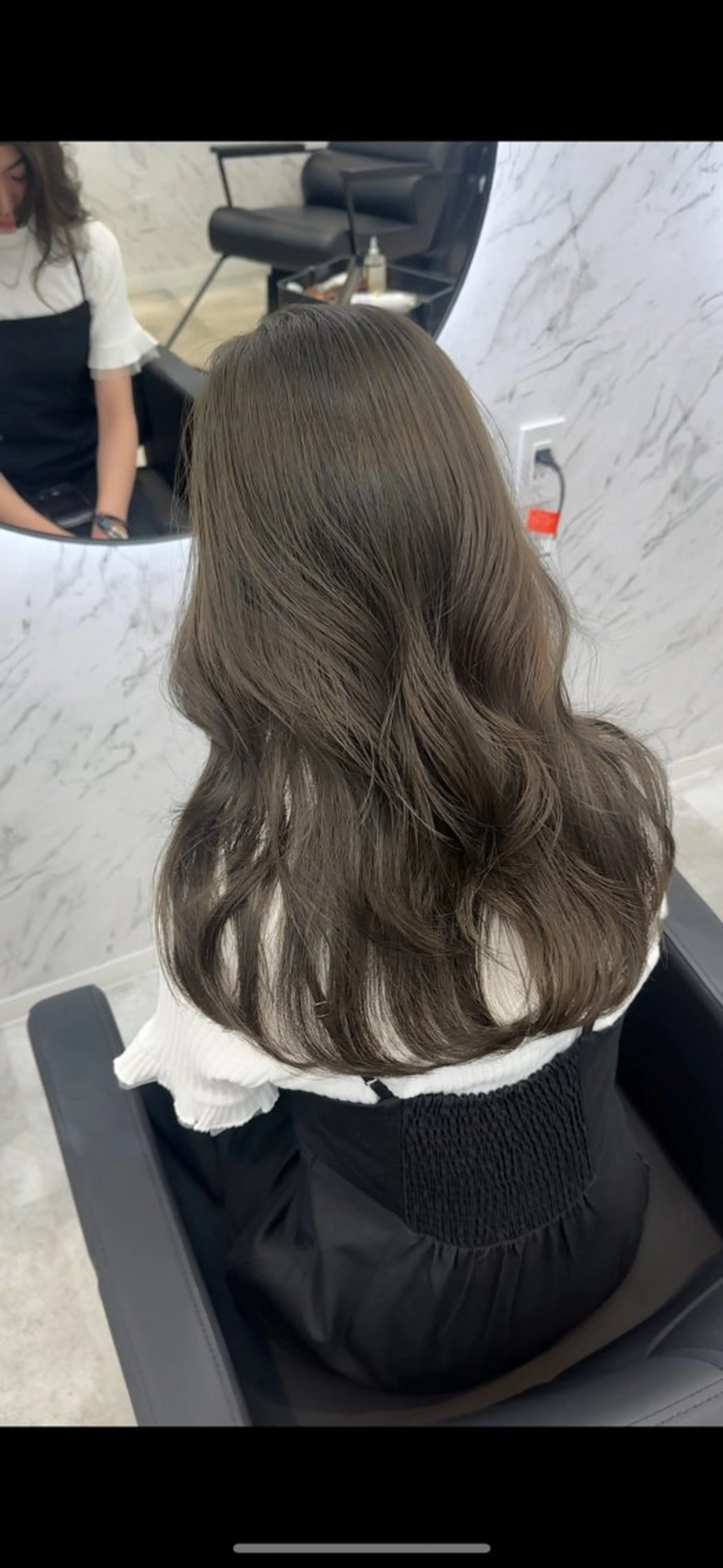 ロング カラー ベージュカラー オリーブベージュ レイヤーカット カット ヘアカラー トリートメント ヘアセット 遠藤沙也加 韓国ヘア/町田のヘアスタイル