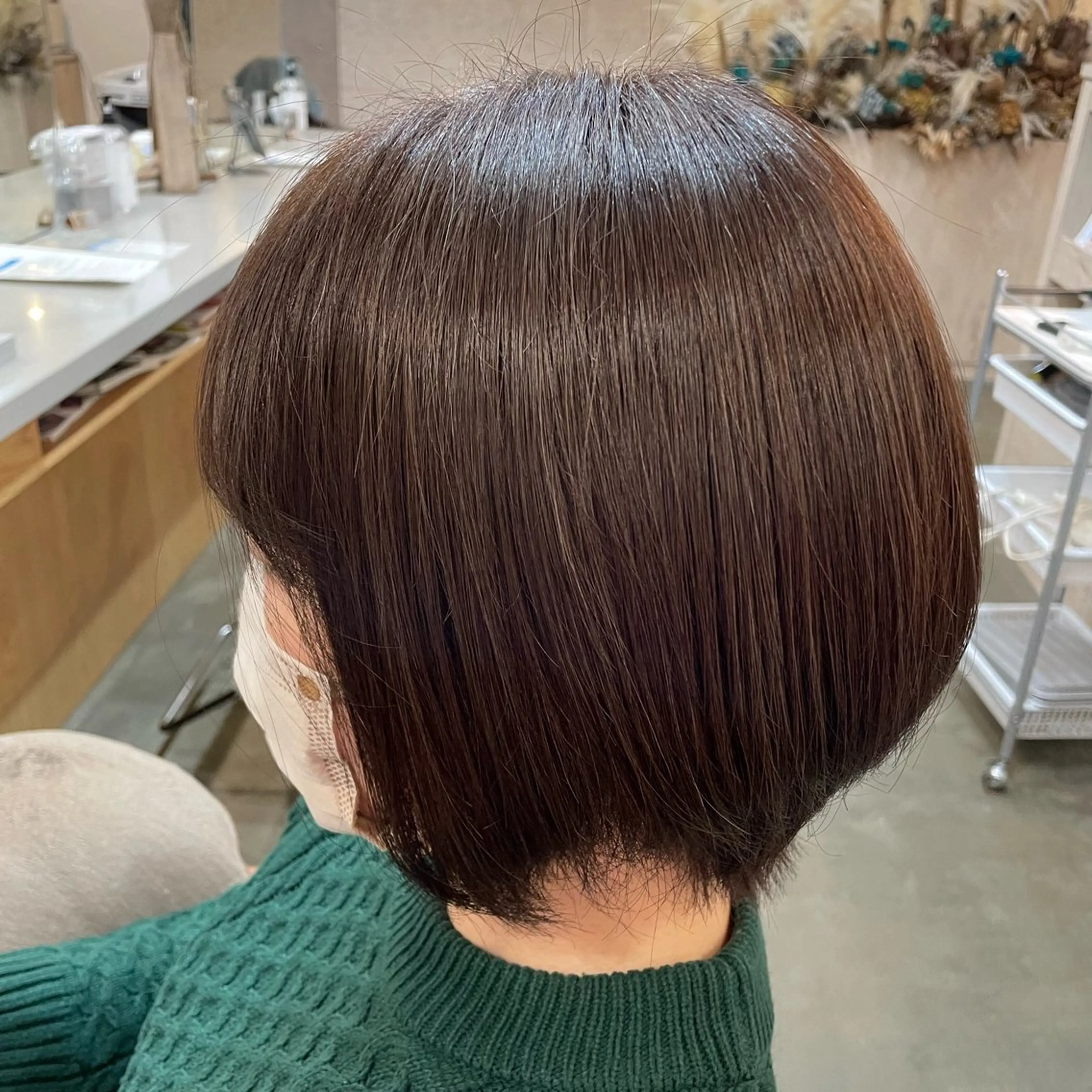 ミディアム カラー カット ヘアカラー トリートメント サイトウ アヤナのヘアスタイル