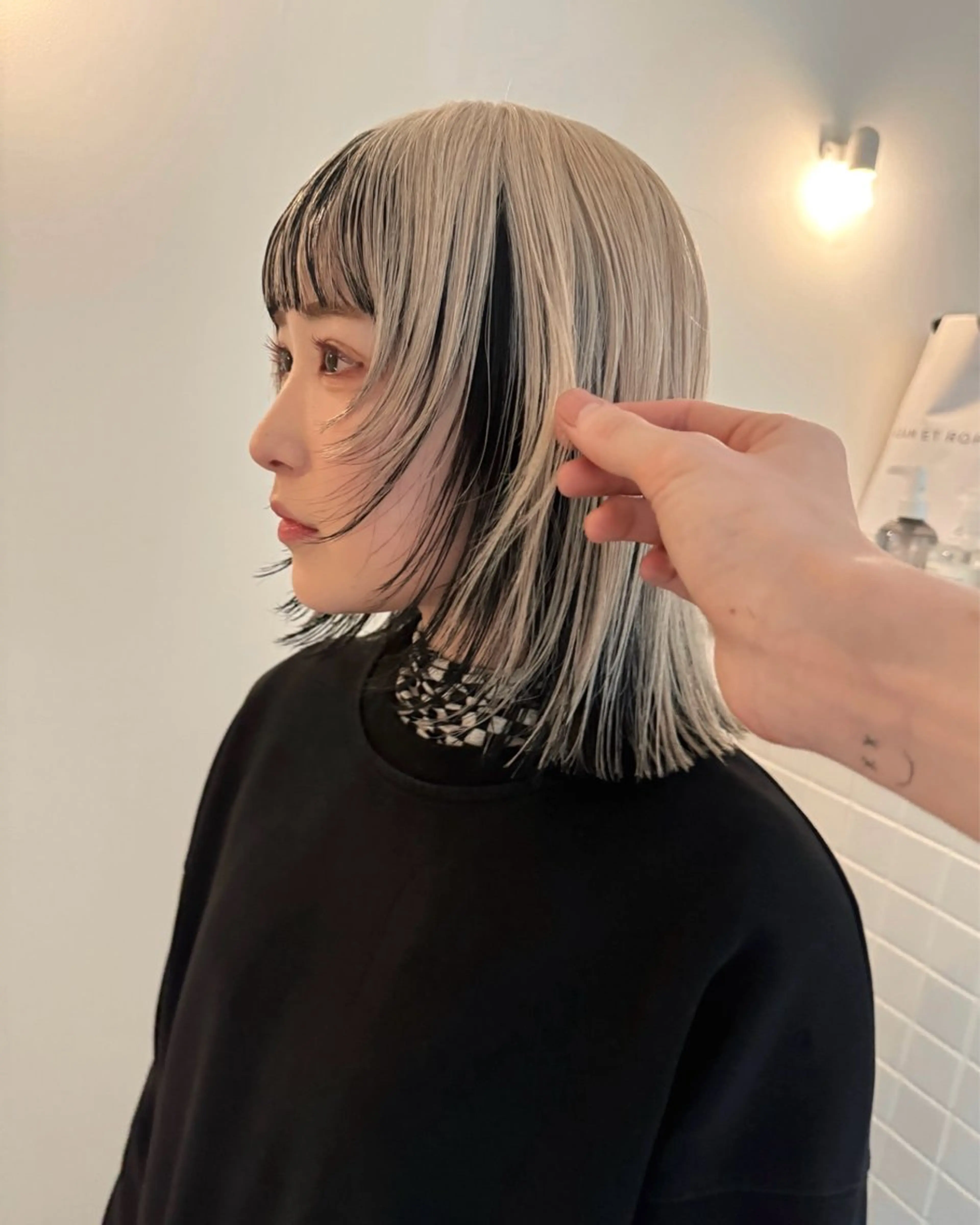 ショート カラー 黒髪 ブロンド インナーカラー カット ヘアカラー トリートメント ブリーチ/似合わせ Kaito🦕/栄のヘアスタイル