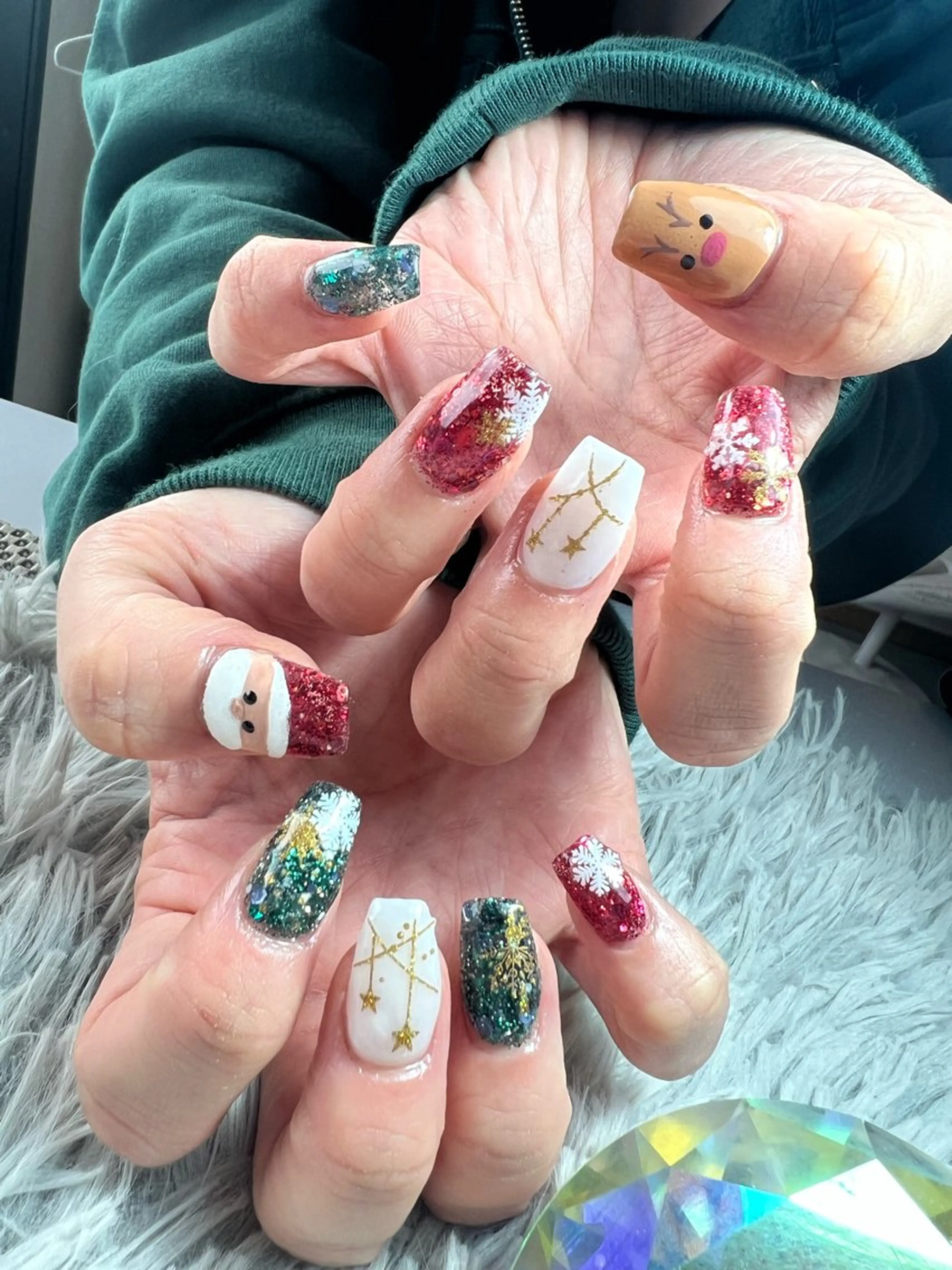 ネイル アートネイル スカルプネイル ショートネイル クリスマス ハンドネイル シェヌネイル JURAのネイルデザイン