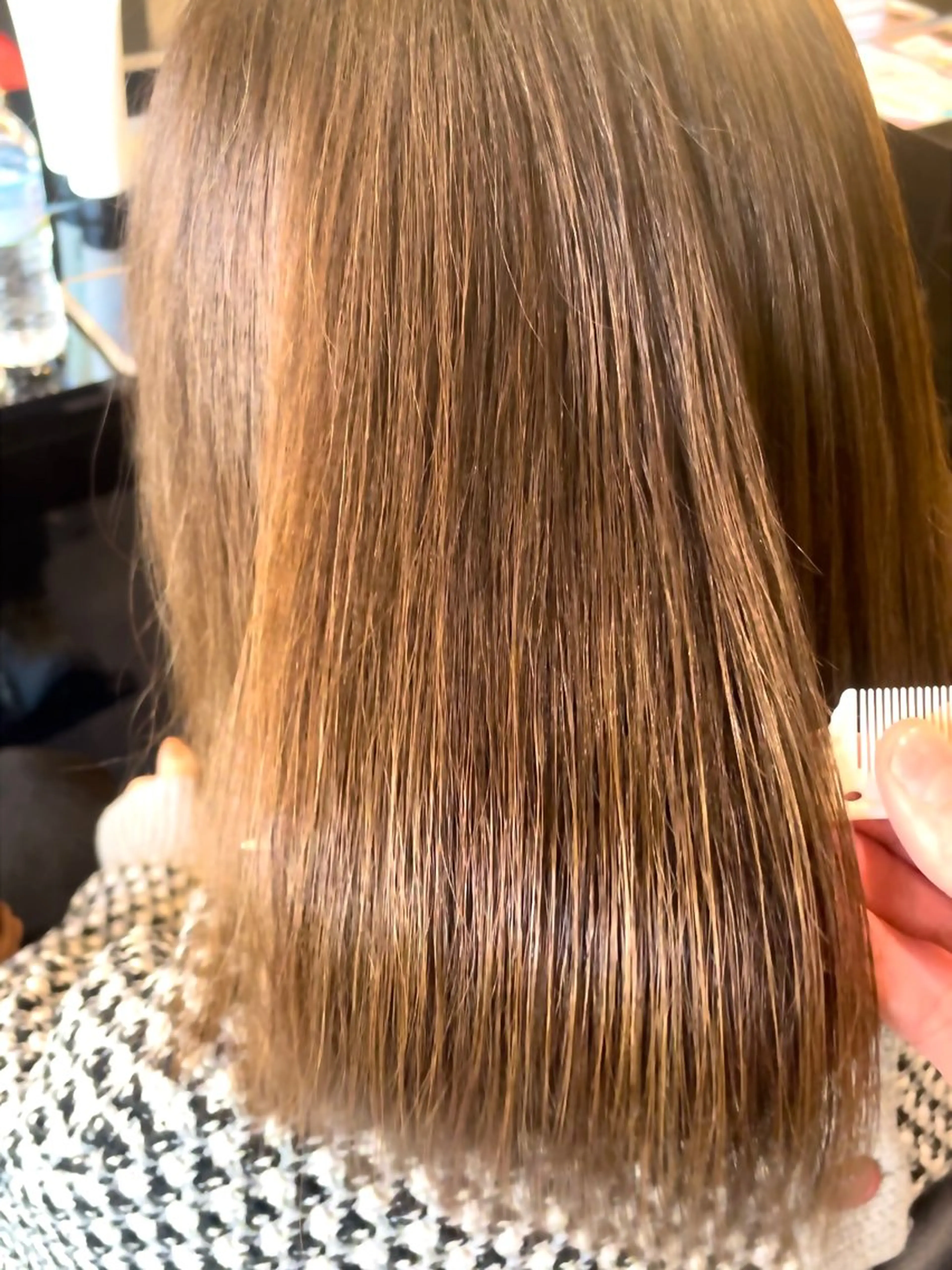 ミディアム カラー ヘアカラー トリートメント パーマと質感改善 崎田 成人のヘアスタイル