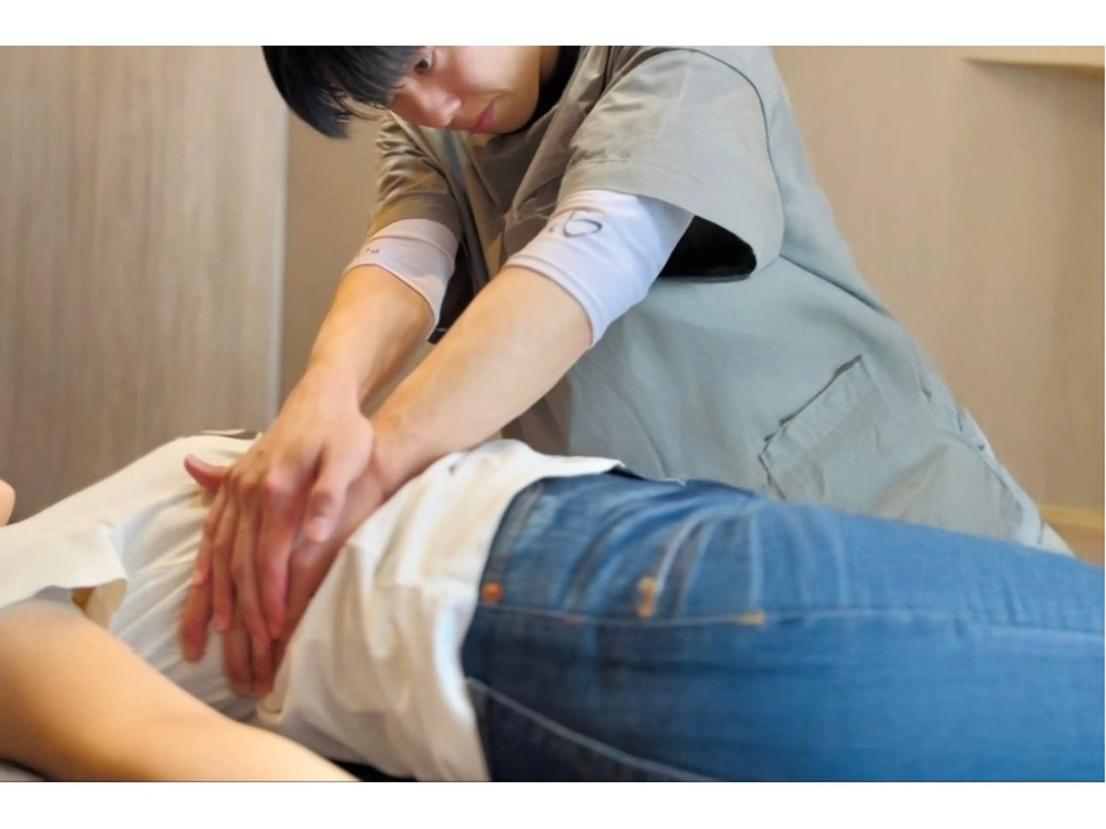 【くびれ美容整体 肋骨と骨盤から整えてしなやかな美ラインへ】お身体の悩みと姿勢を改善していきます。の写真