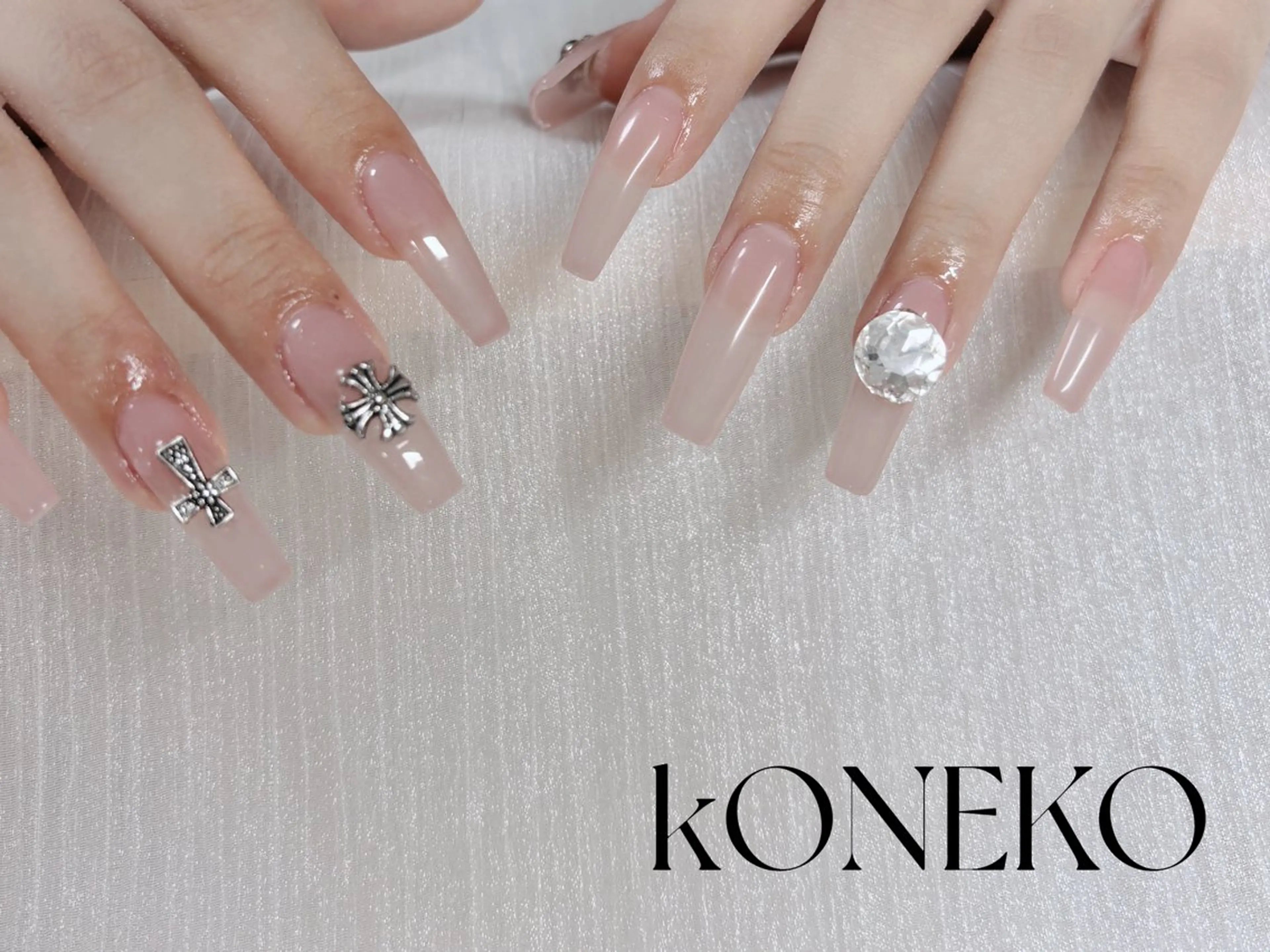 ネイル ハンドネイル コネコ ネイルサロンのネイルデザイン