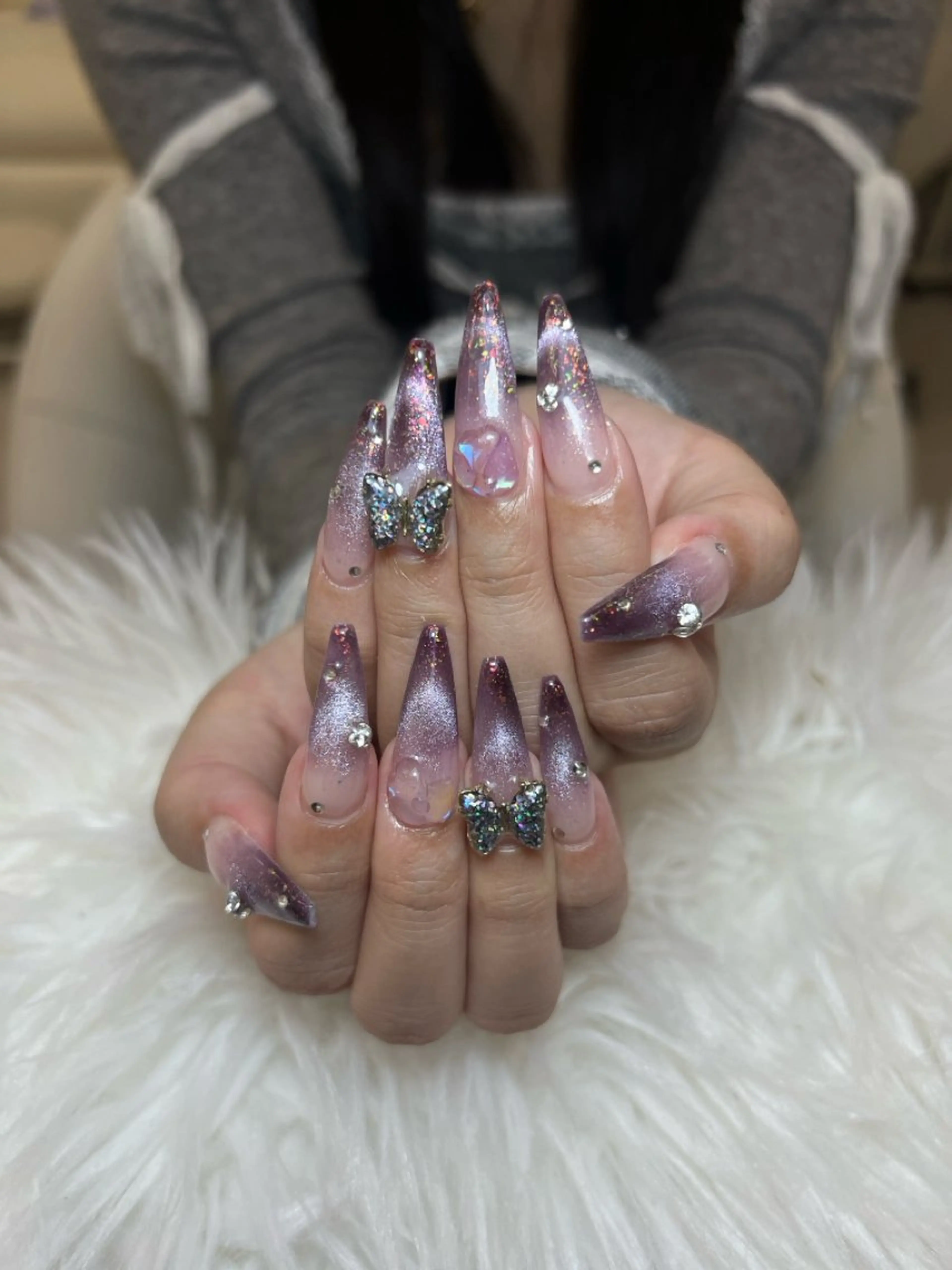 ネイル アートネイル オーロラネイル チークネイル 長さ出し フットネイル Noiranail_ studio所属・Noiranail_ studioのネイルデザイン