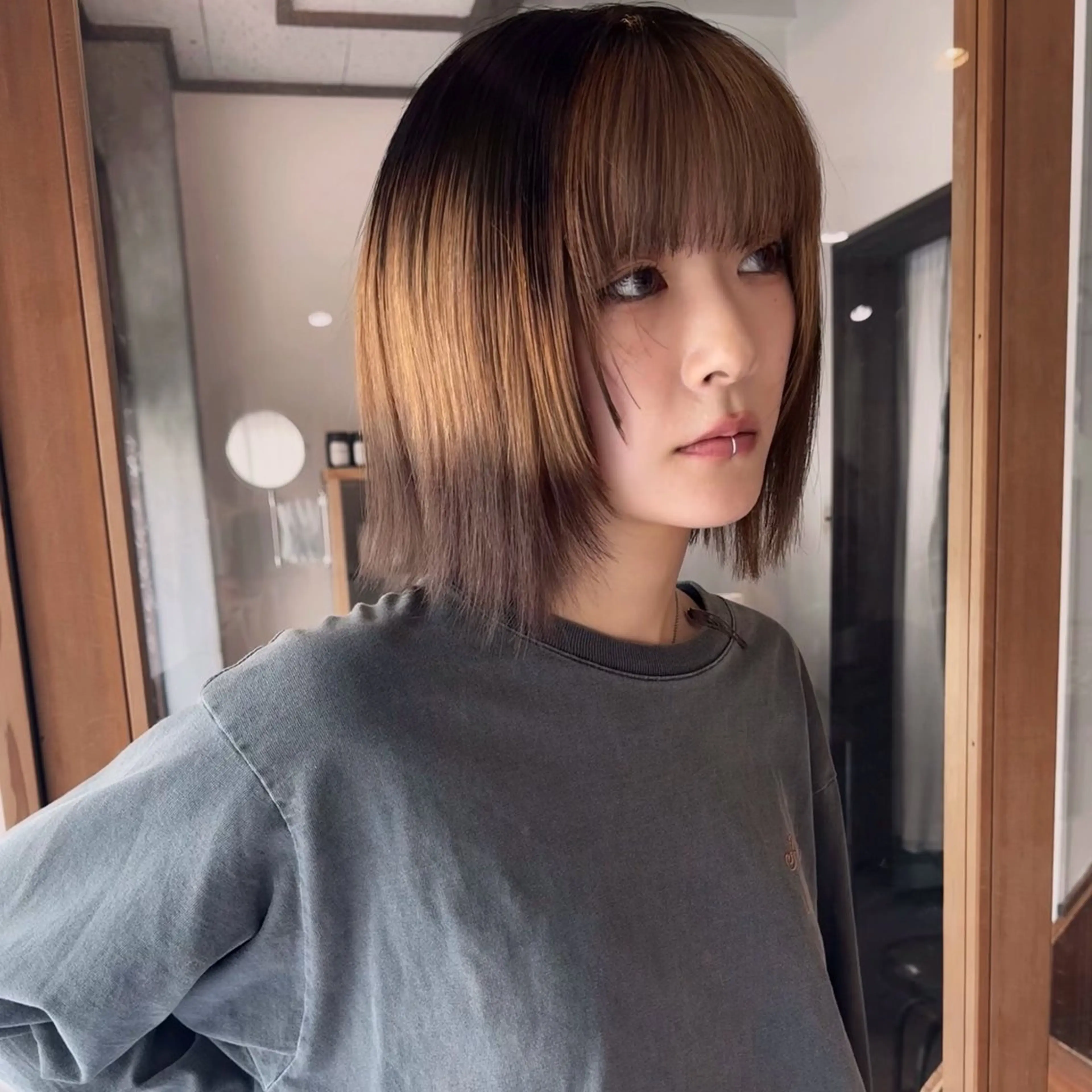 ミディアム ヘアカラー 中村 功樹のヘアスタイル