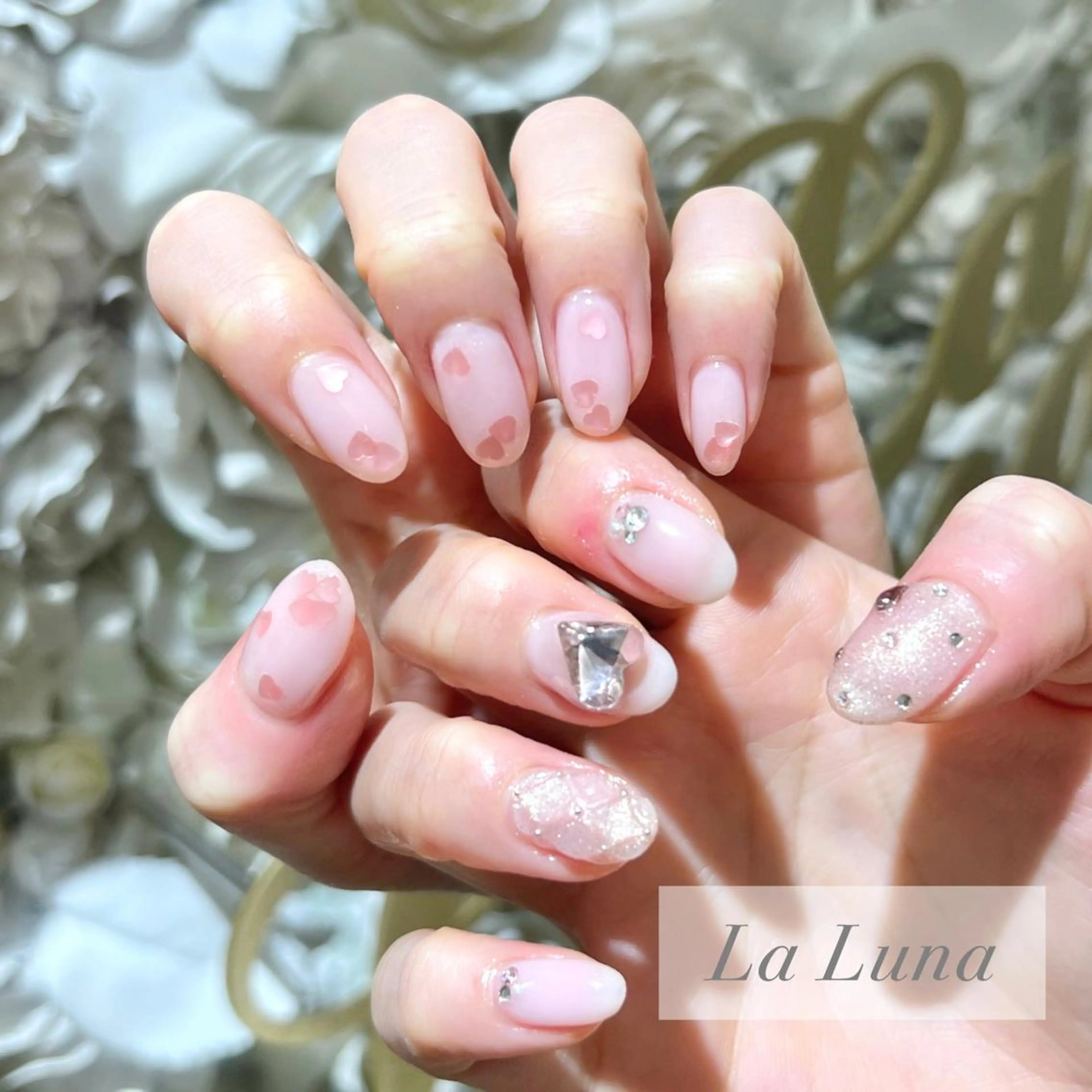 ネイル ハンドネイル ＬａＬｕｎａ🌙 natsukiのネイルデザイン