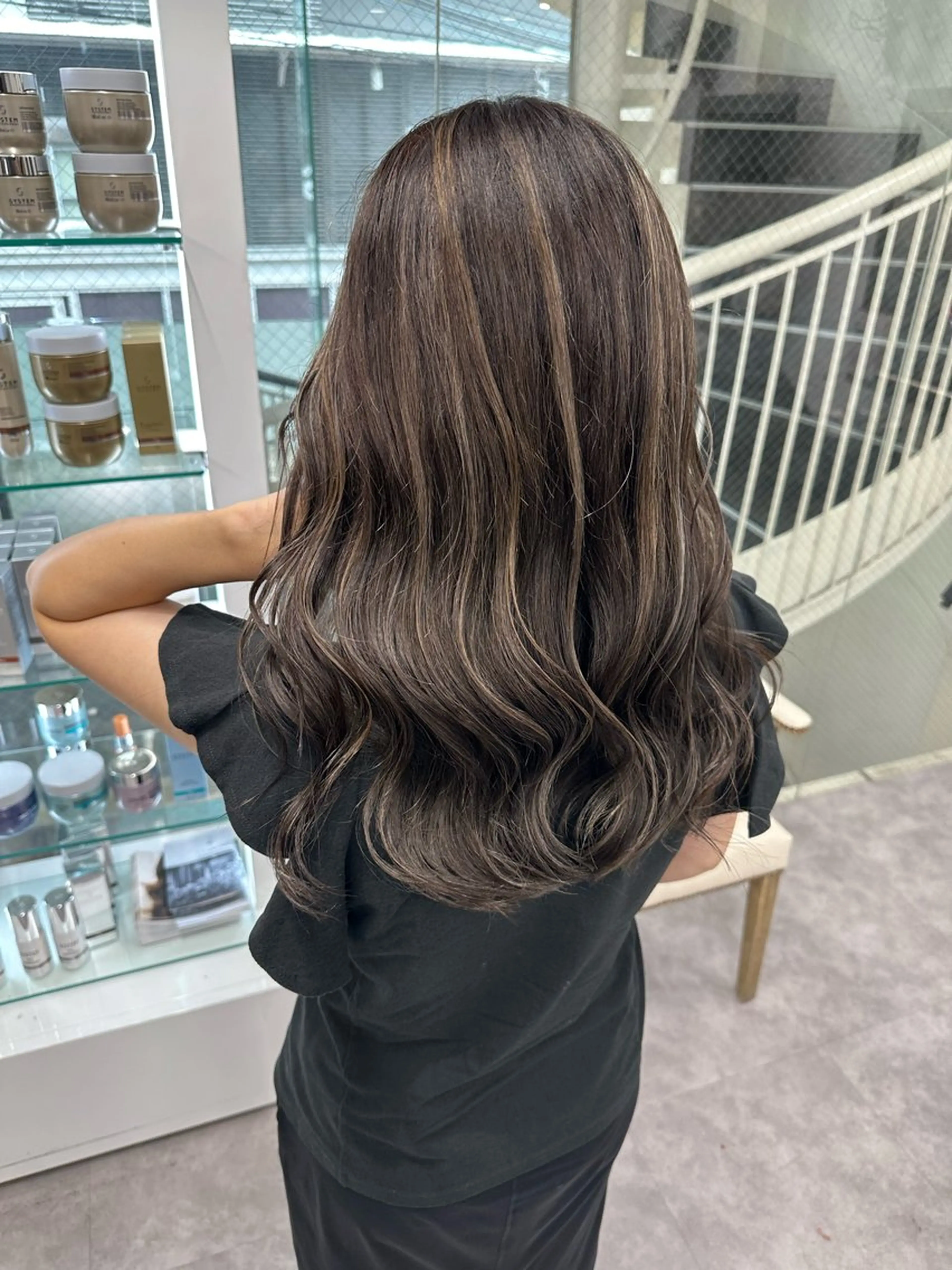 ロング カットカラー🩷 五島桜樫のヘアスタイル