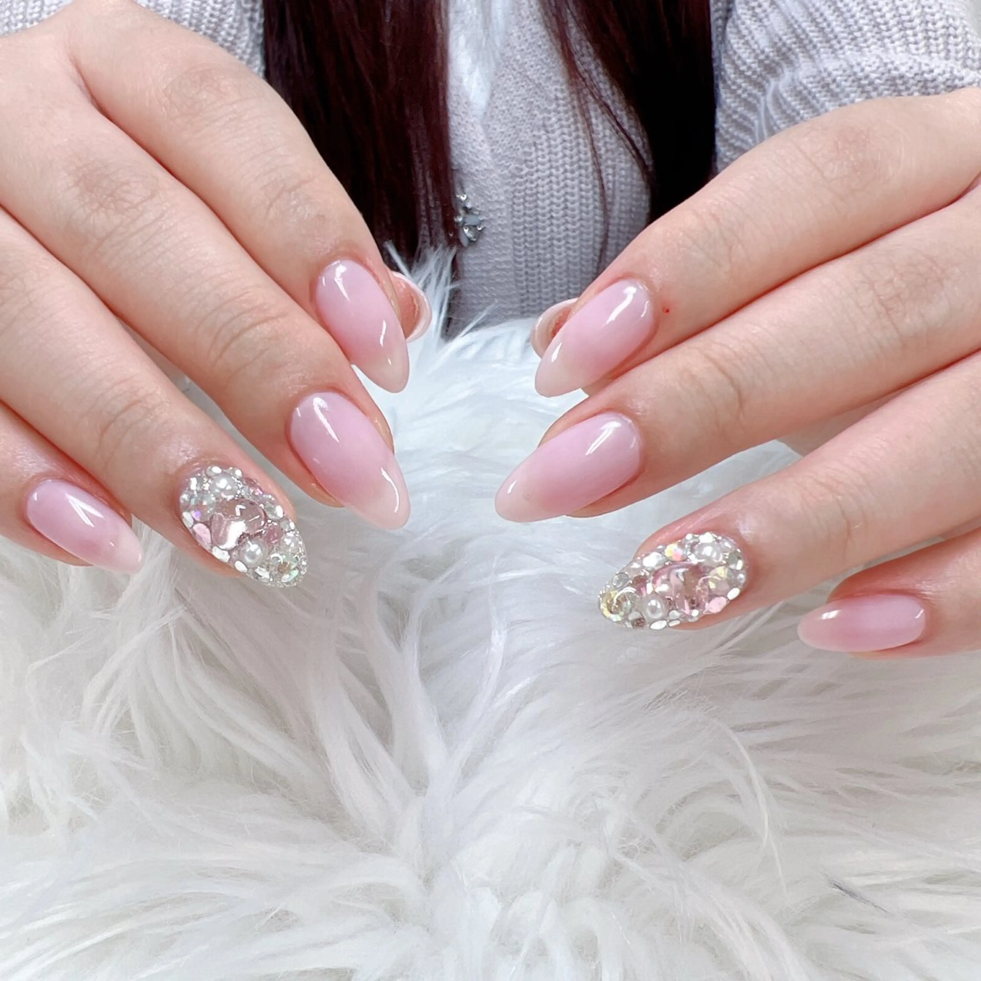 💅期間限定💅2本ストーン埋め尽くしコース💞他ワンカラーor ラメグラ💞¥5800土日祝6500の写真
