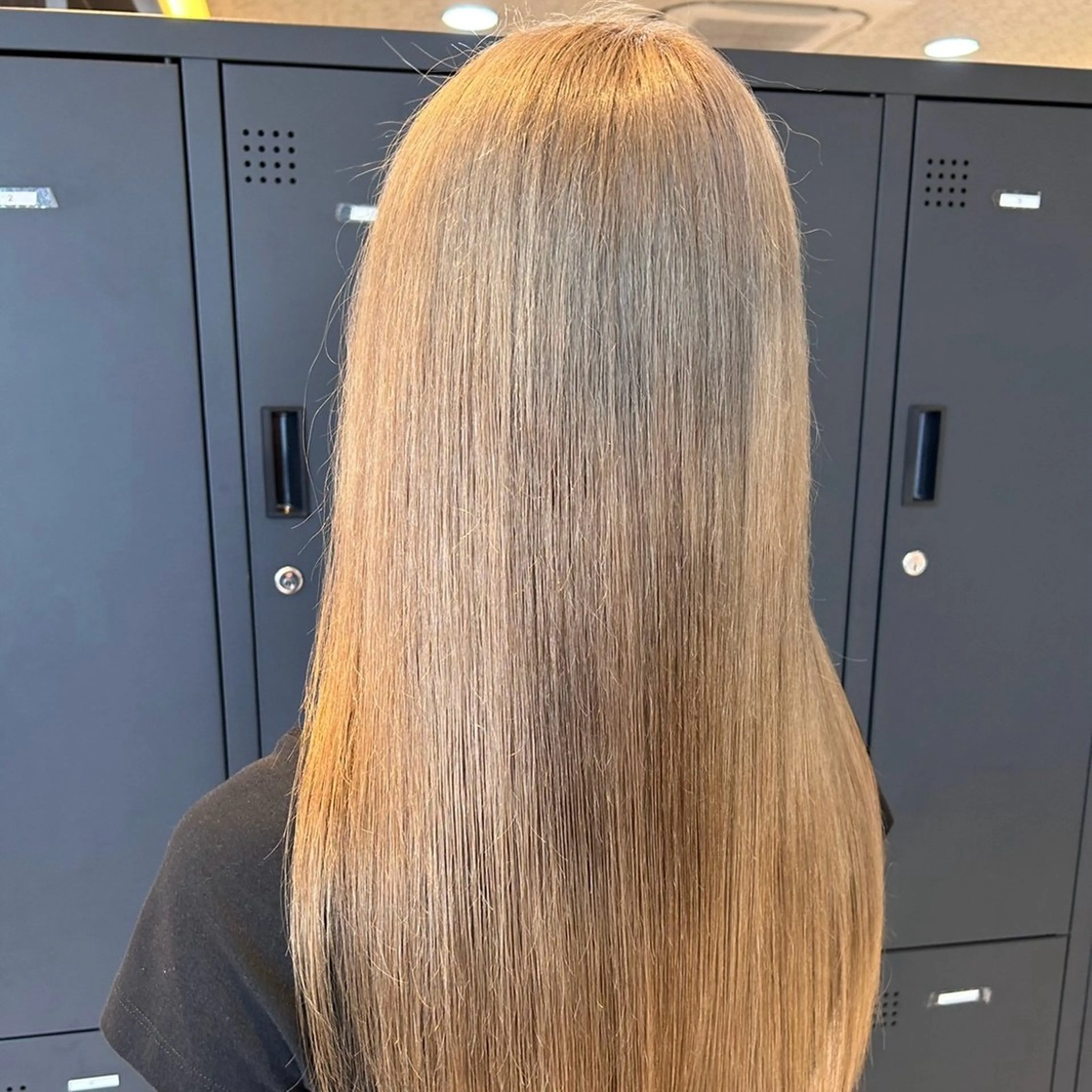 ロング 🤍透明感カラー特化 清水星花🤍のヘアスタイル