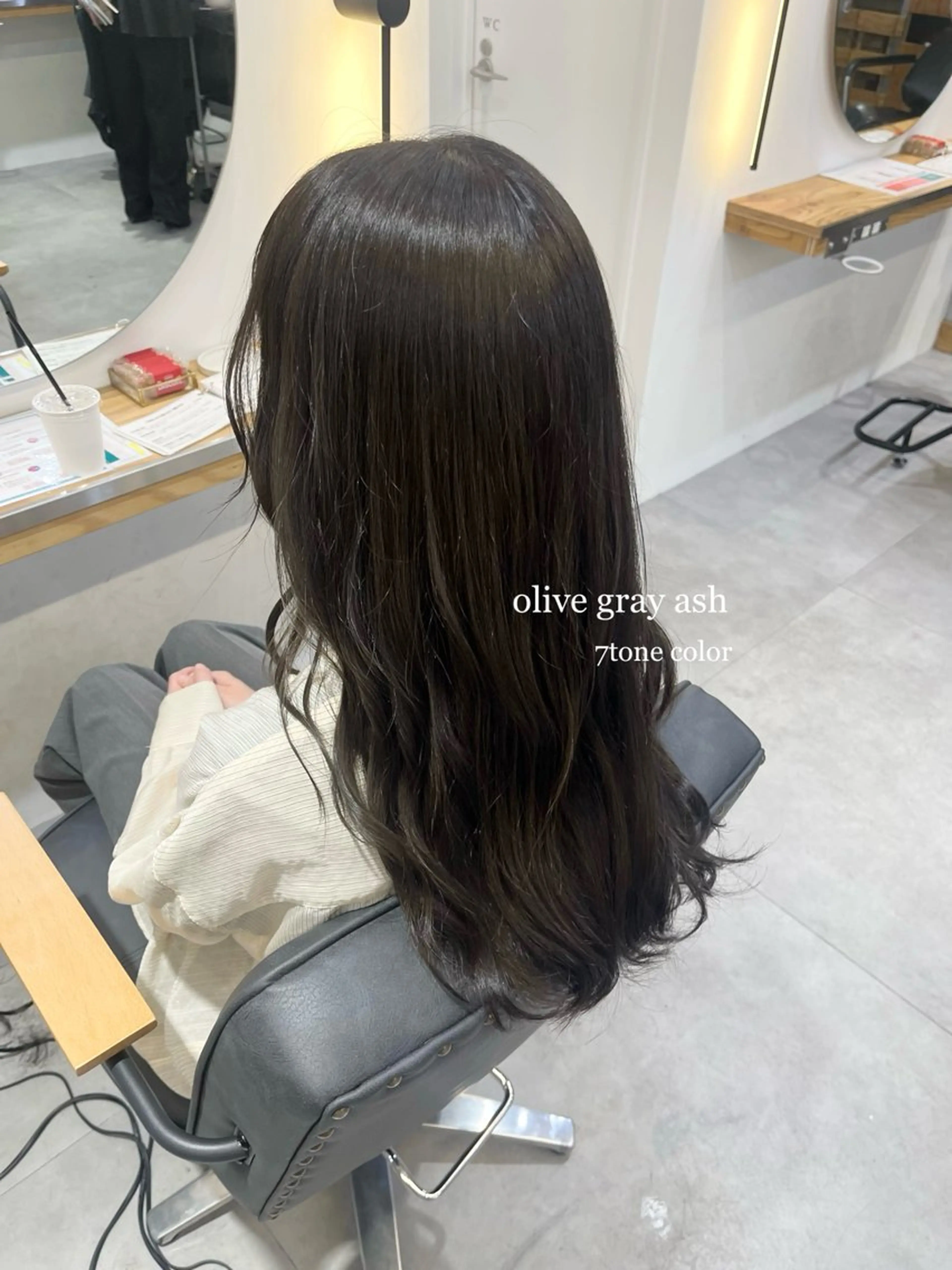 ロング カット ヘアカラー トリートメント 安田りっか /オリーブカラーのヘアスタイル