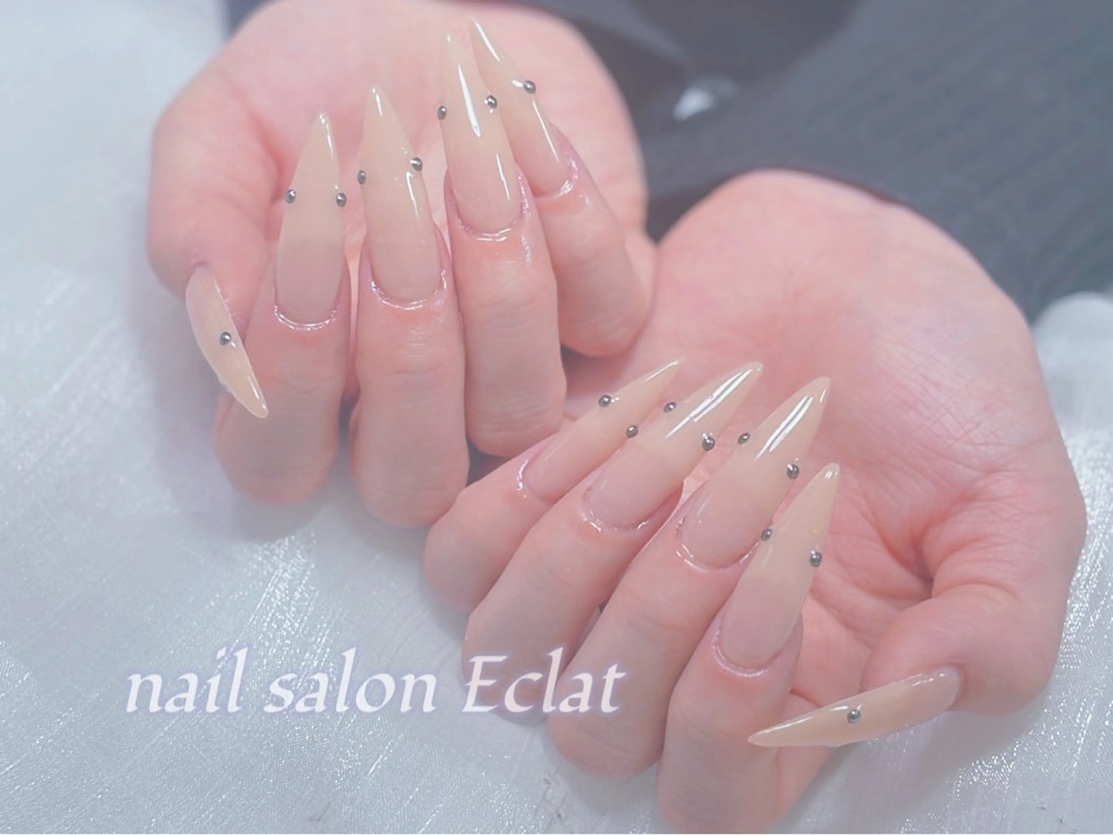 ネイル ネイルサロンエクラ 🫧Shizukaのネイルデザイン