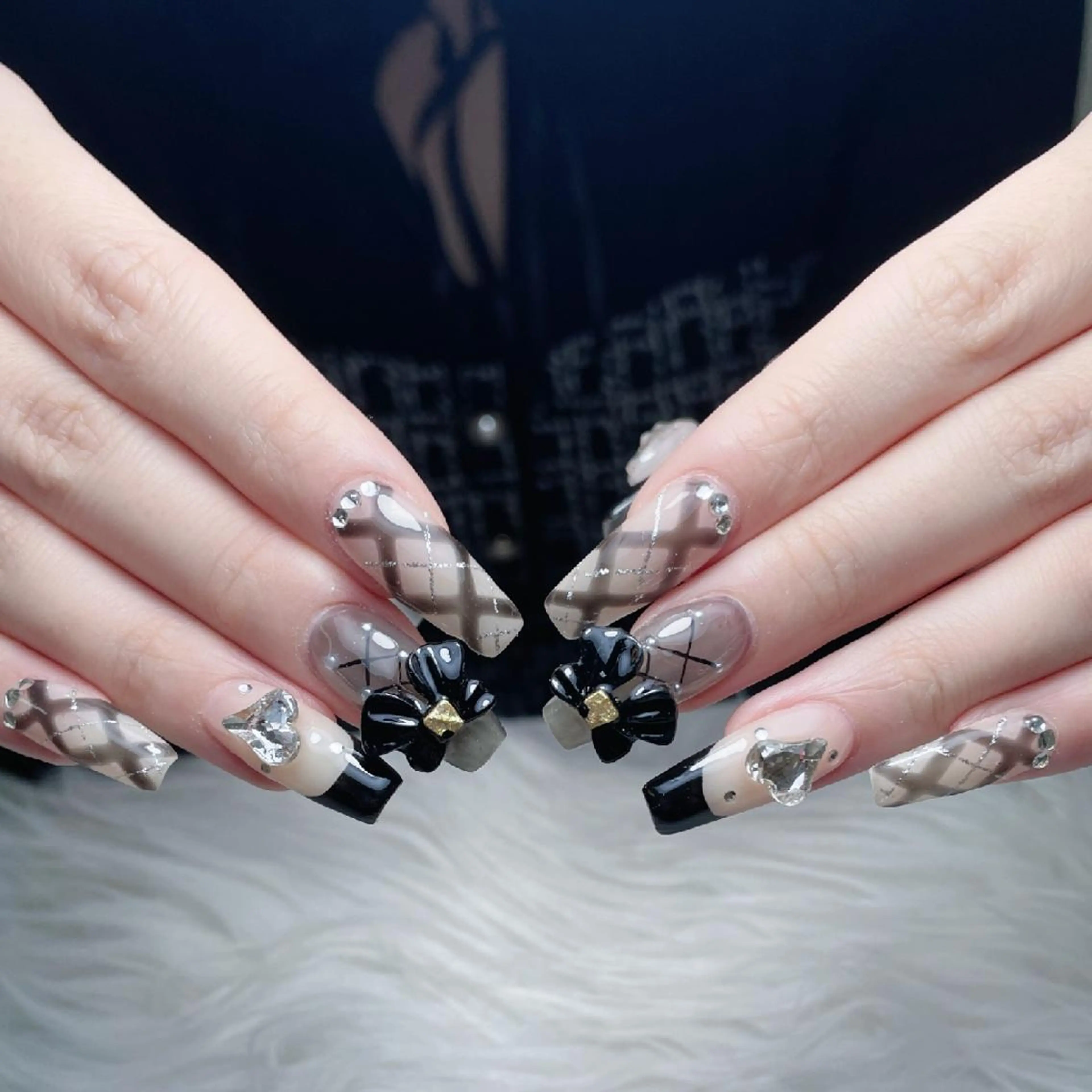 ネイル オーロラネイル フレンチネイル ハート 韓国ネイル ミラーネイル NailPrincess所属・princess スカルプ専門店のネイルデザイン