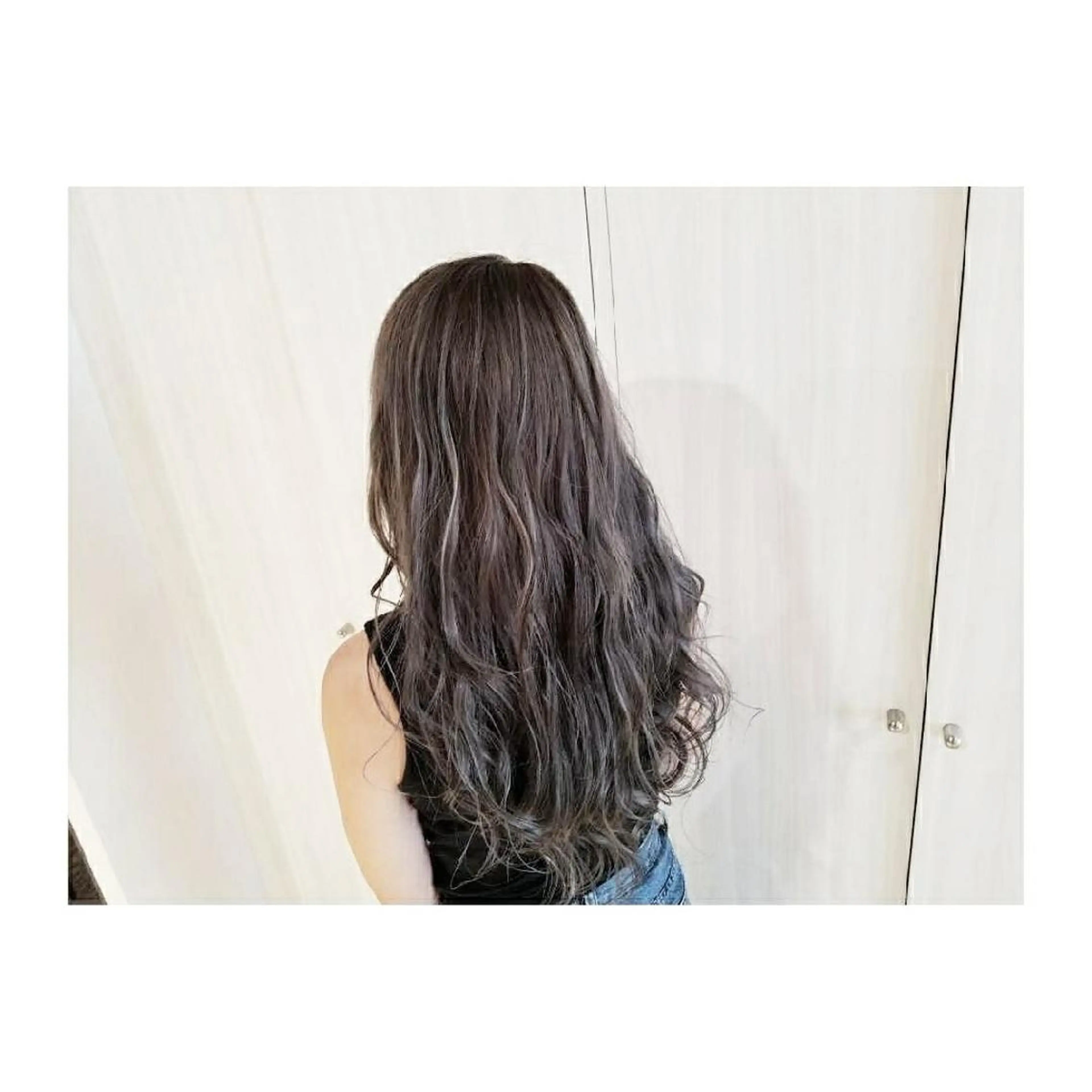 ロング カラー グレージュ メッシュ 外国人風カラー Luana 矢場町のヘアスタイル