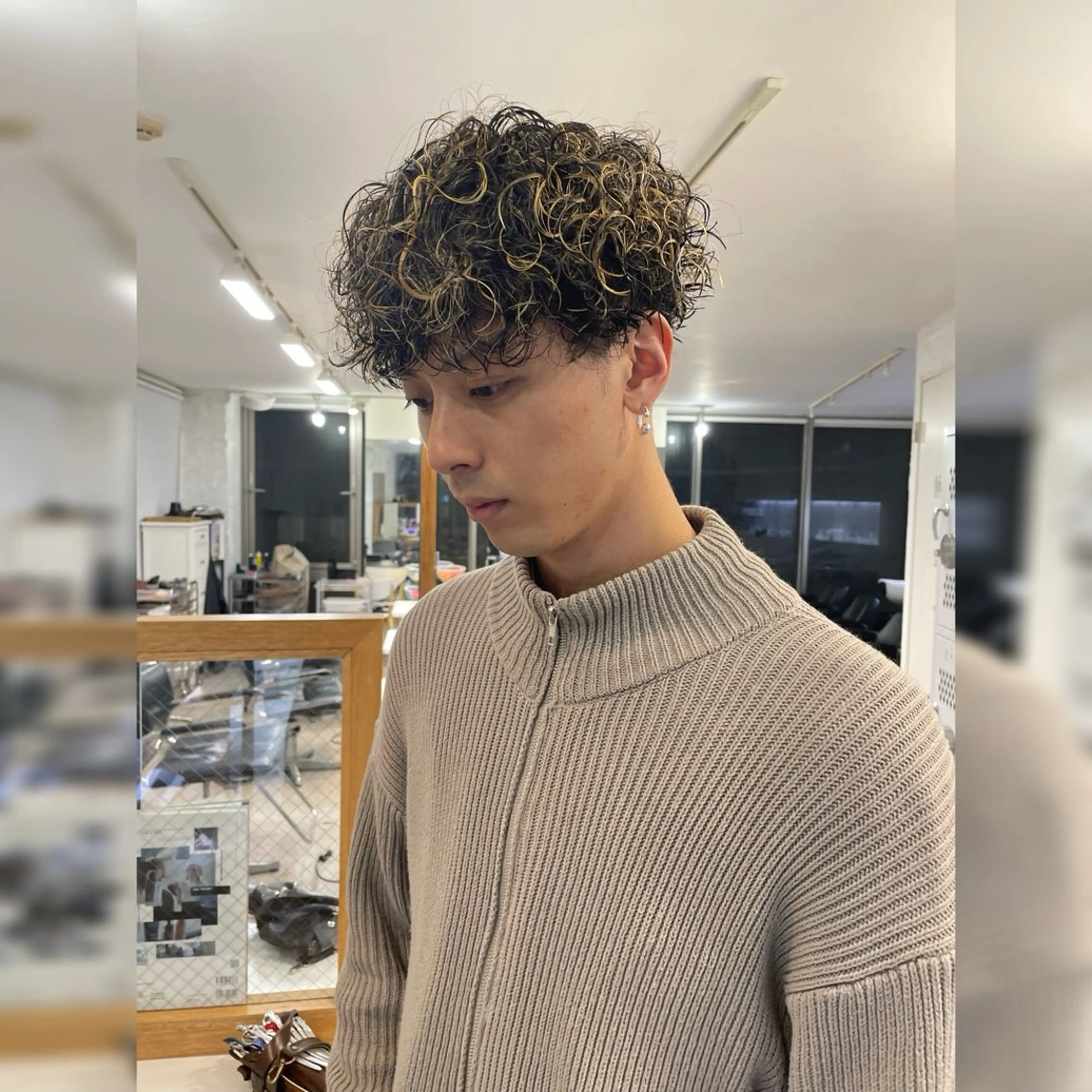 メンズカット＋ハイライト＋パーマの写真