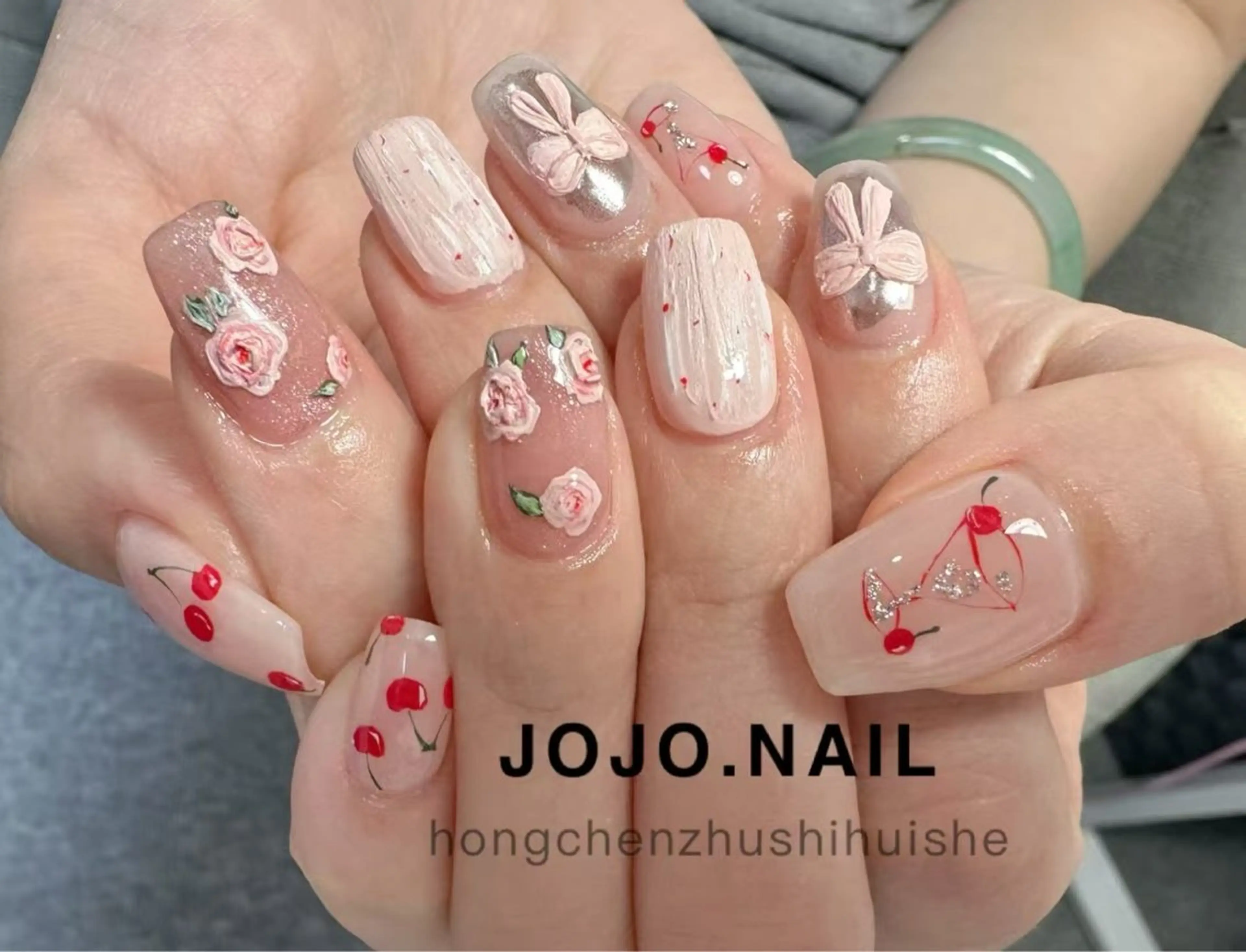 ネイル JOJONail池袋店所属・🫧てんぷら kiki🌙のネイルデザイン