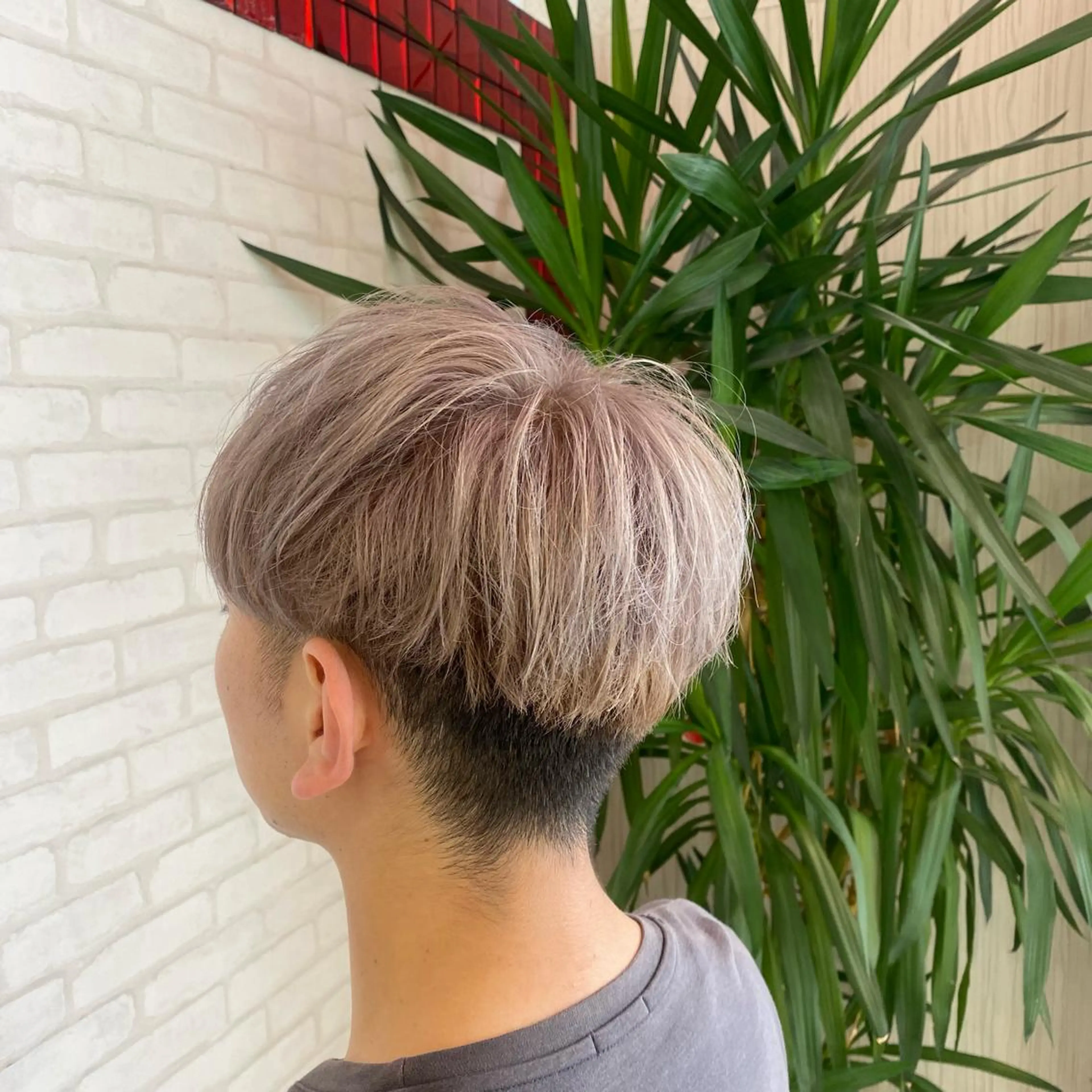 ショート カラー メンズ カット ヘアカラー トリートメント ノンダメージサロンBonheur銀座並木通り店所属・ULTOWA/銀座 ERIのヘアスタイル