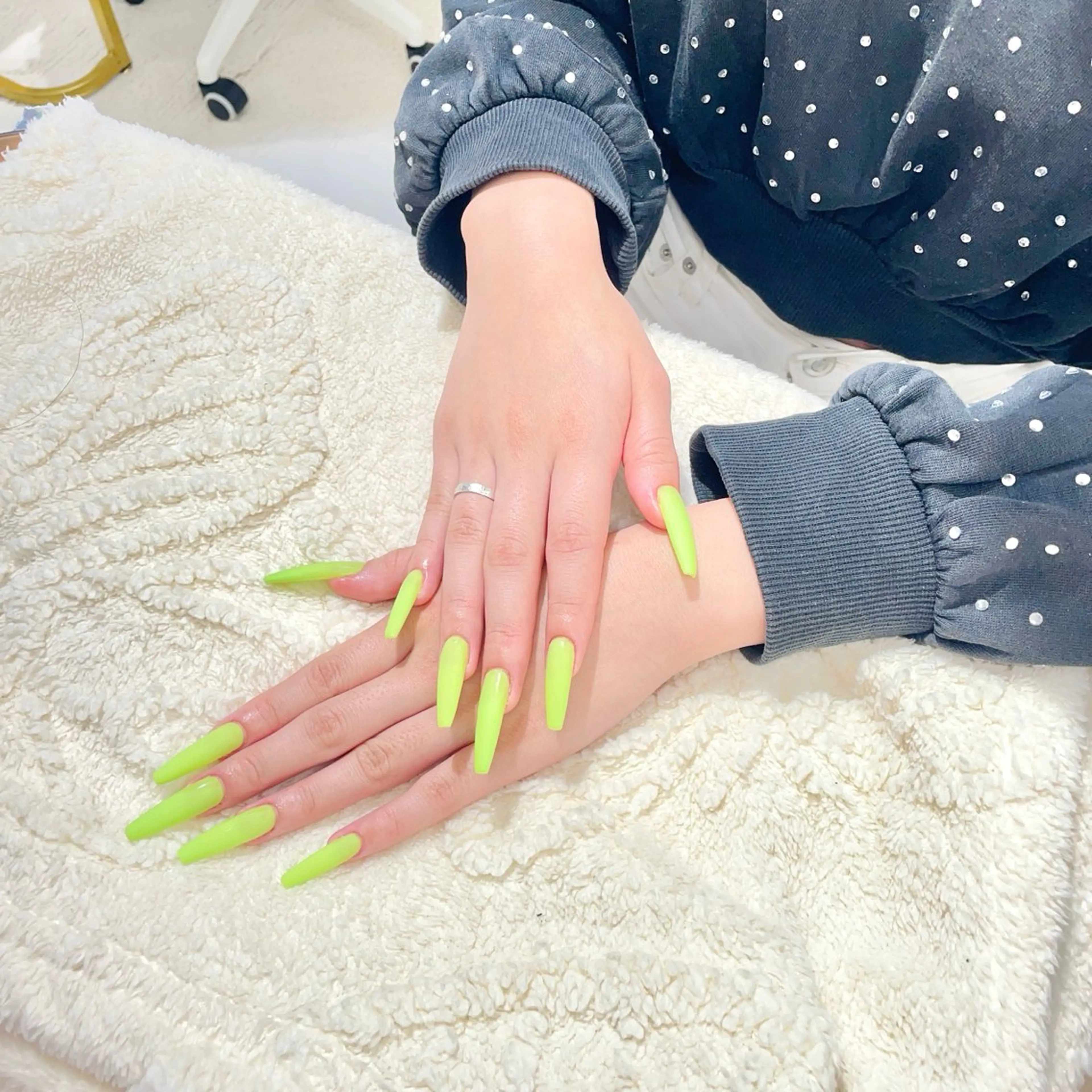 ネイル ハンドネイル ハンドケア SunNail池袋 🍧エミリーのネイルデザイン