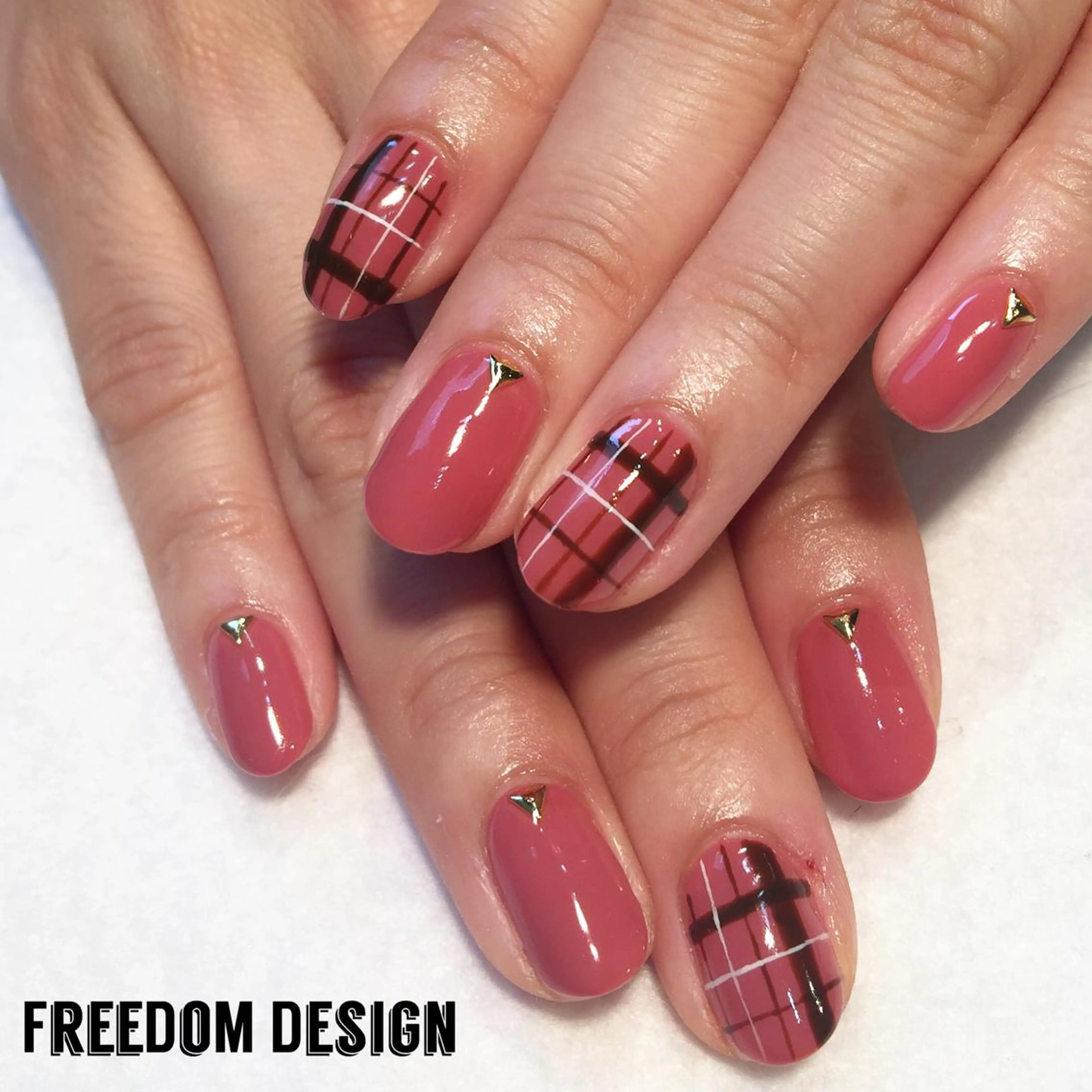 ネイル アートネイル ＦreeDoＭ   Design所属・W KUMIのネイルデザイン