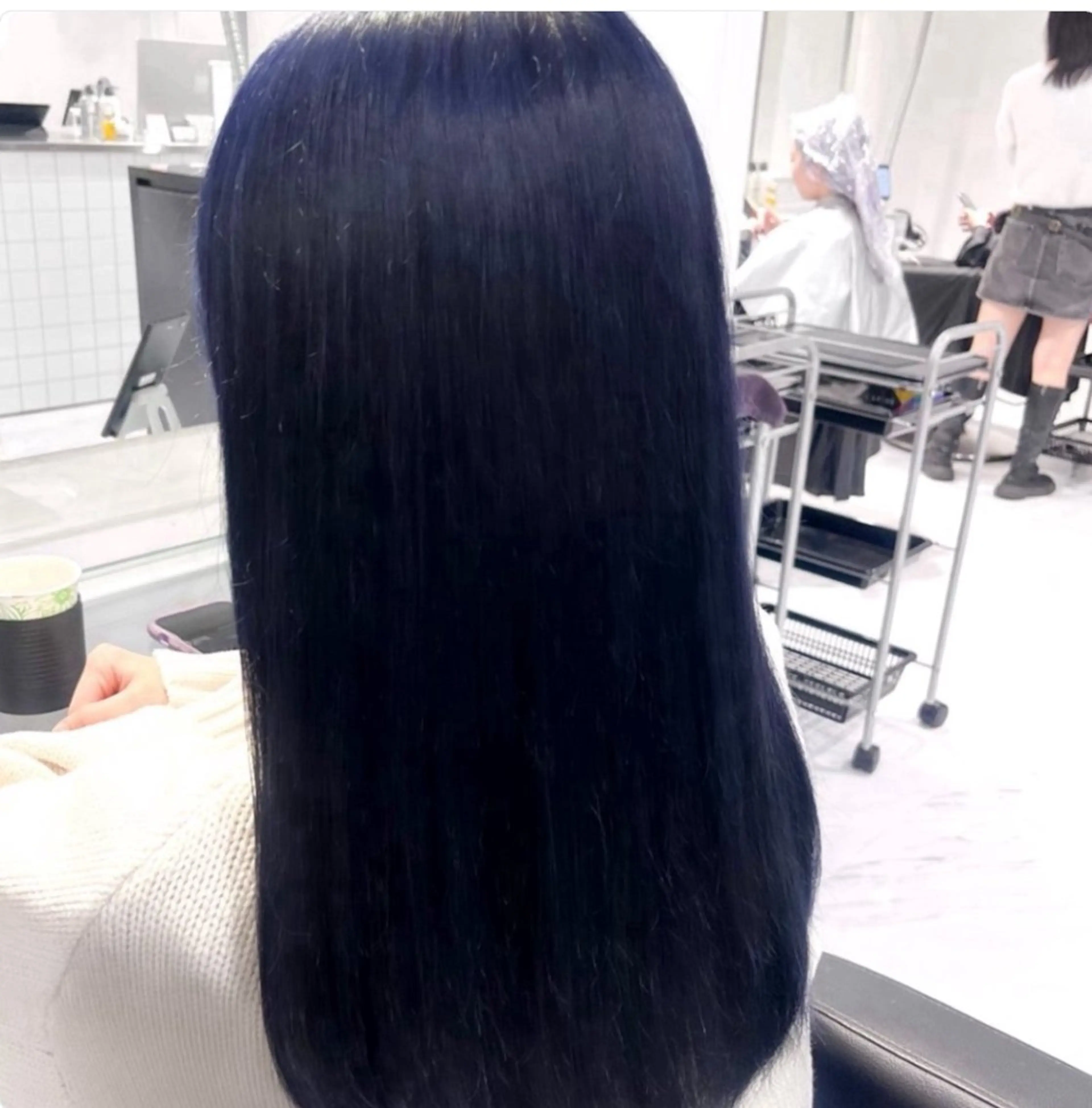ロング カラー 🫧うる艶トレンド 🫧透明感カラーのヘアスタイル