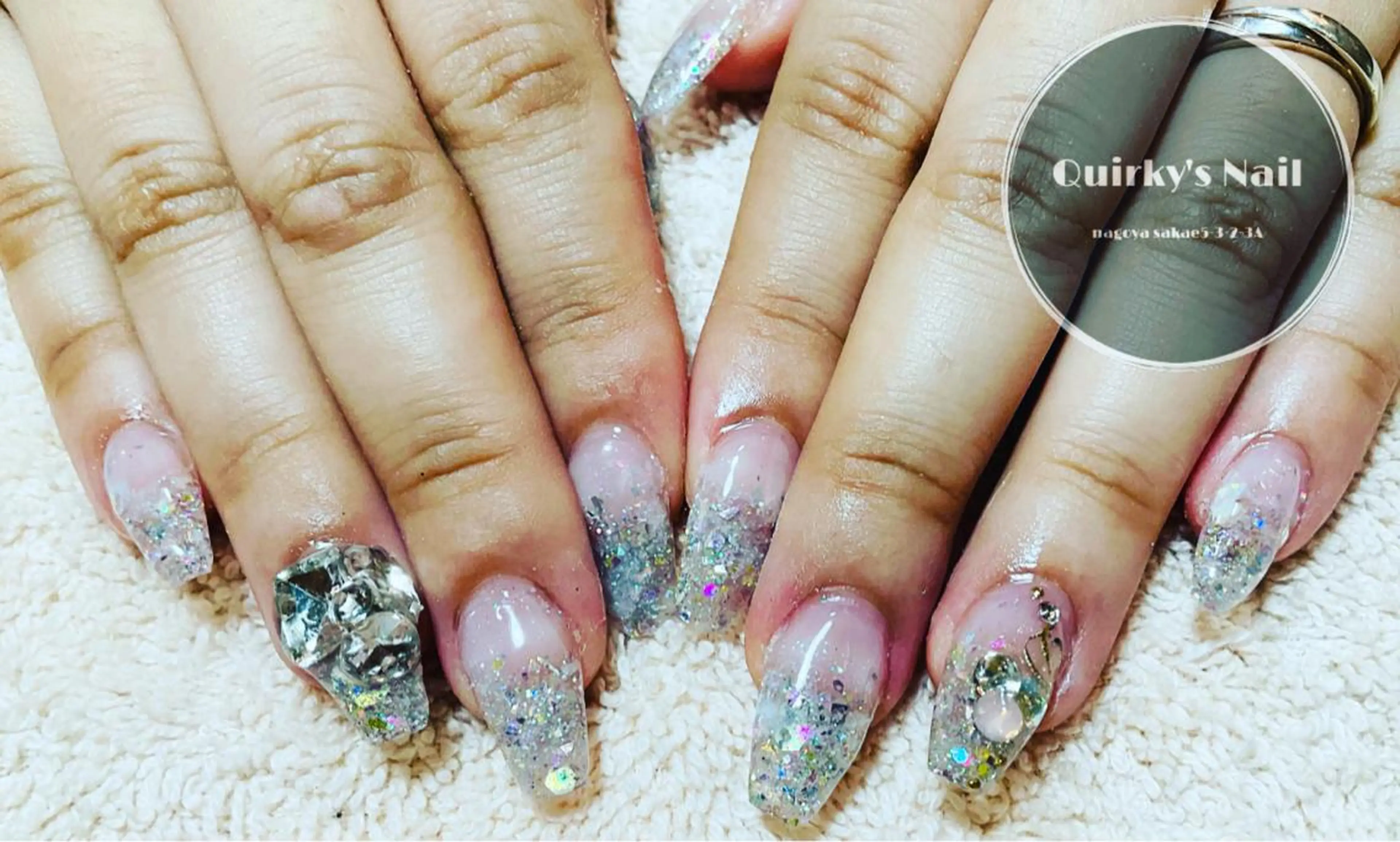 ネイル グラデーション Quirky's Nail【栄店】のネイルデザイン