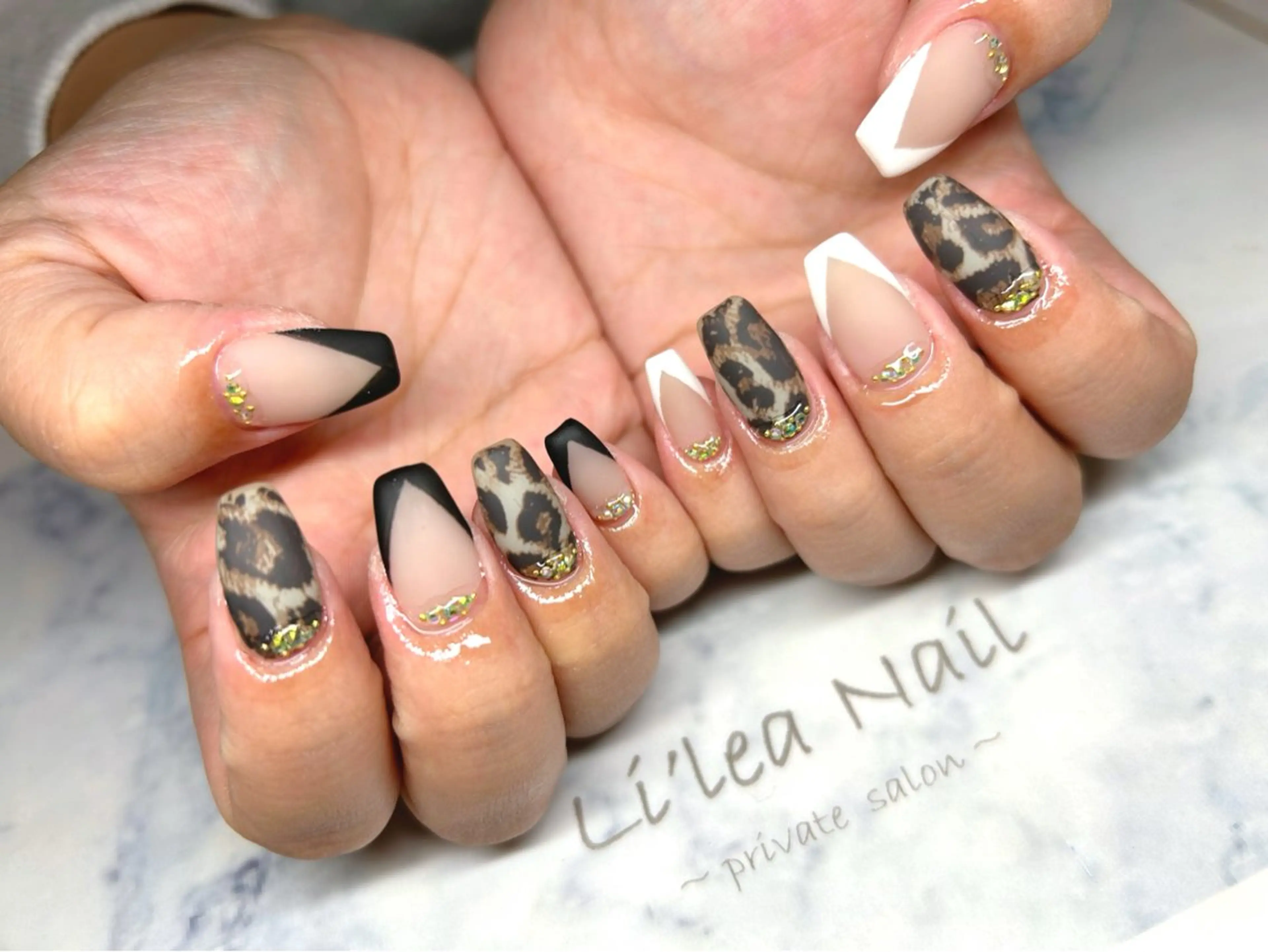 ネイル Li'leaNail AINAのネイルデザイン