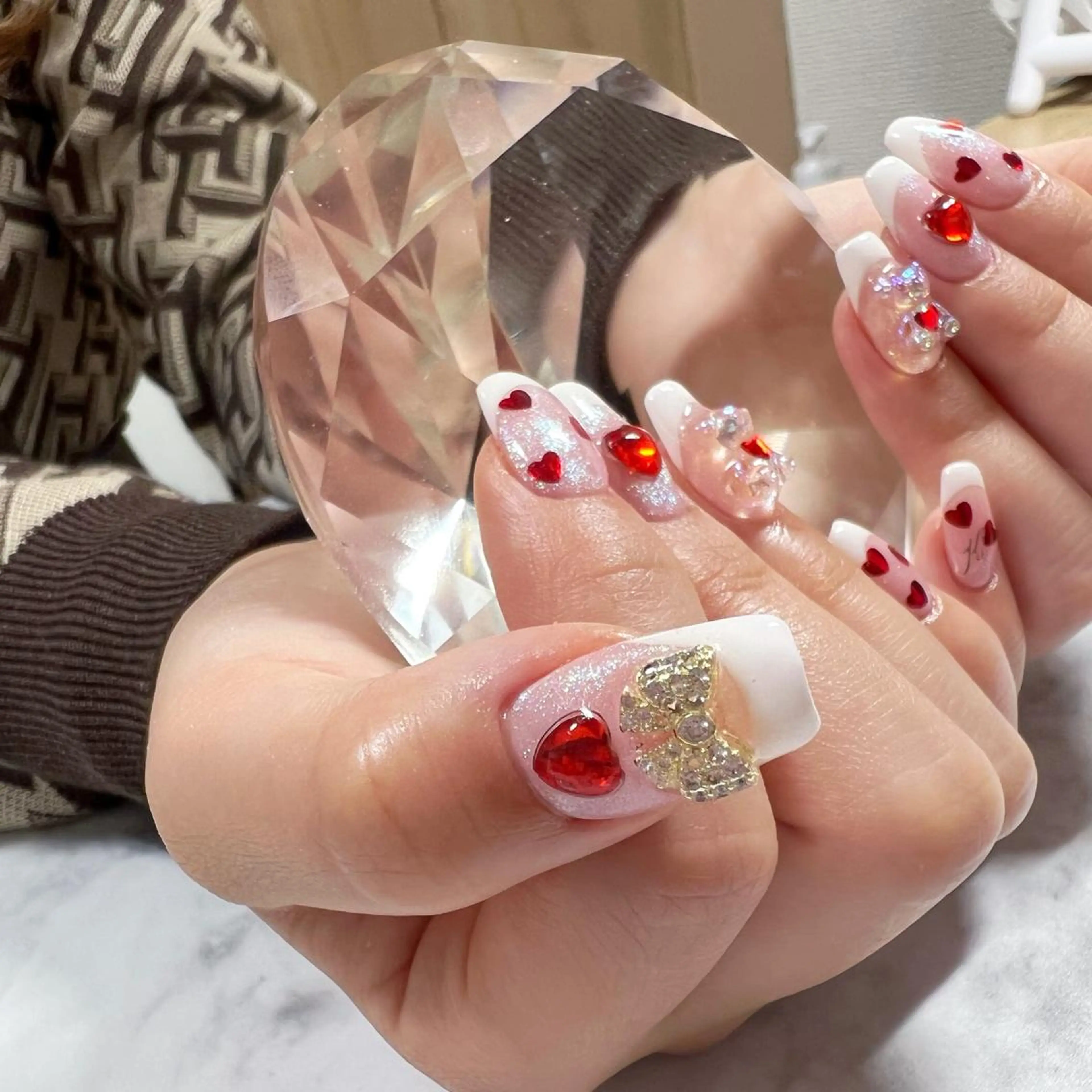 ネイル リボン ハンドネイル nail salon Bayのネイルデザイン