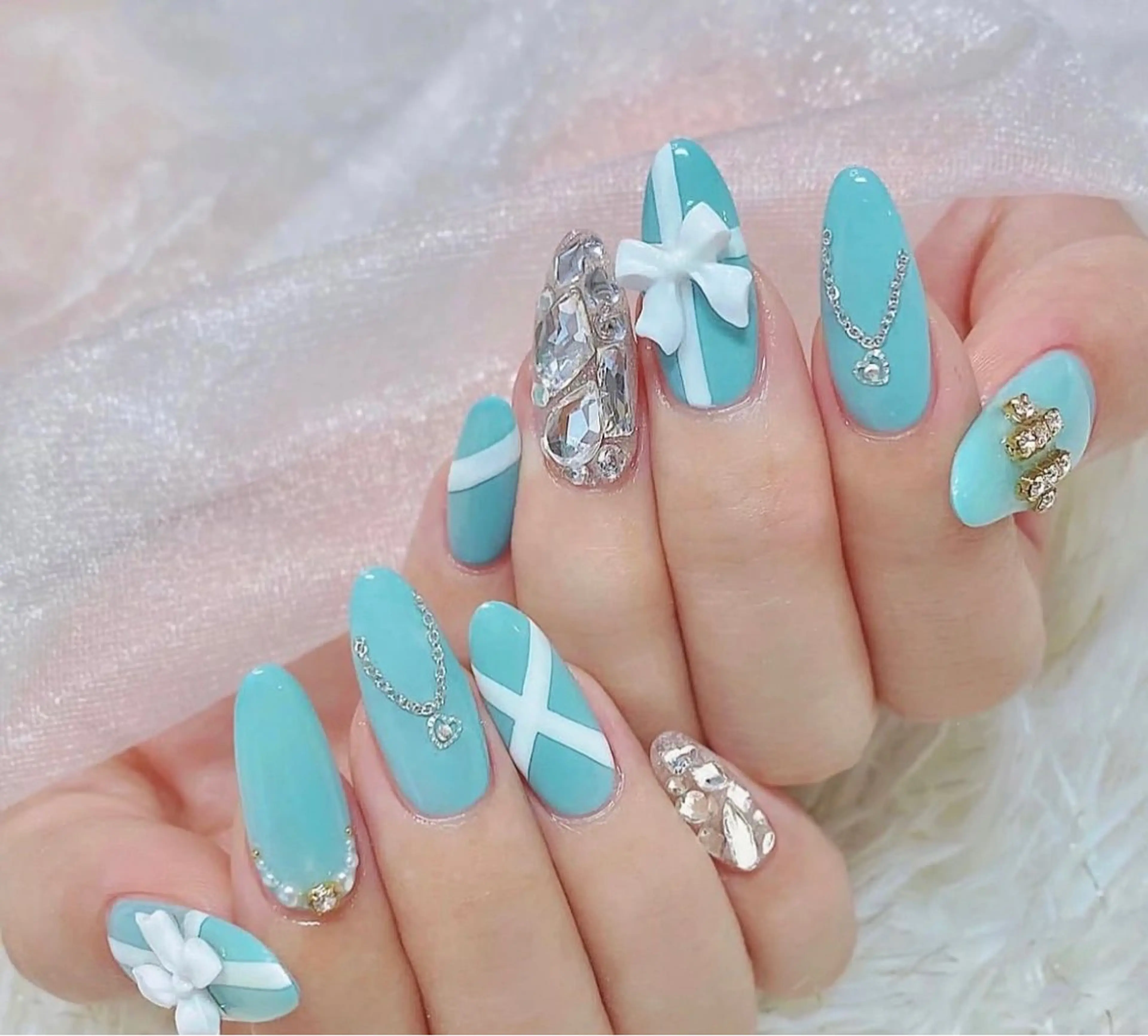 ネイル 💅E•U•B NAIL🌹所属・横浜市中区曙町 ネイルE·U·Bのネイルデザイン