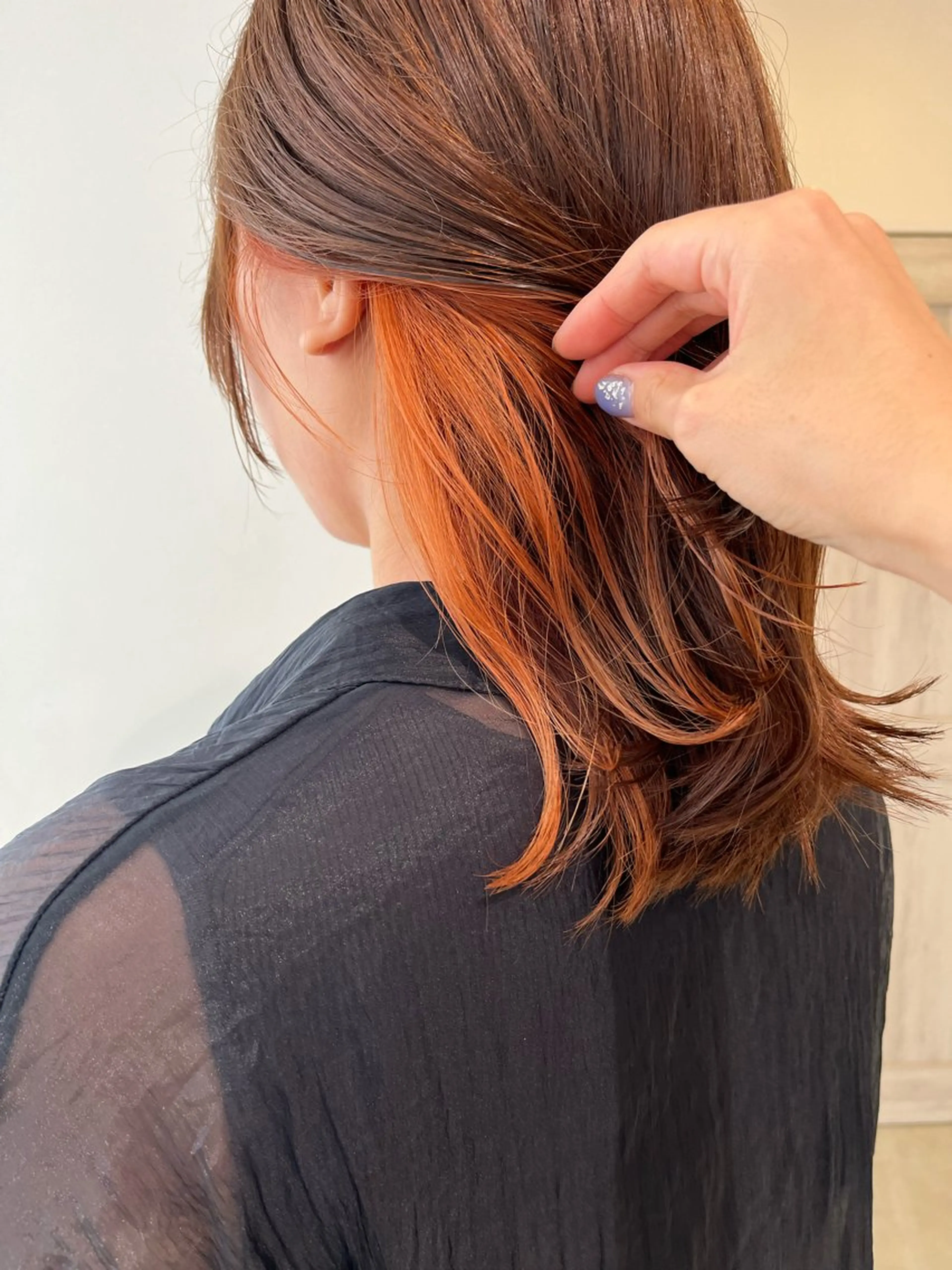 ミディアム オレンジブラウン ヘアカラー ホラオク カナエのヘアスタイル