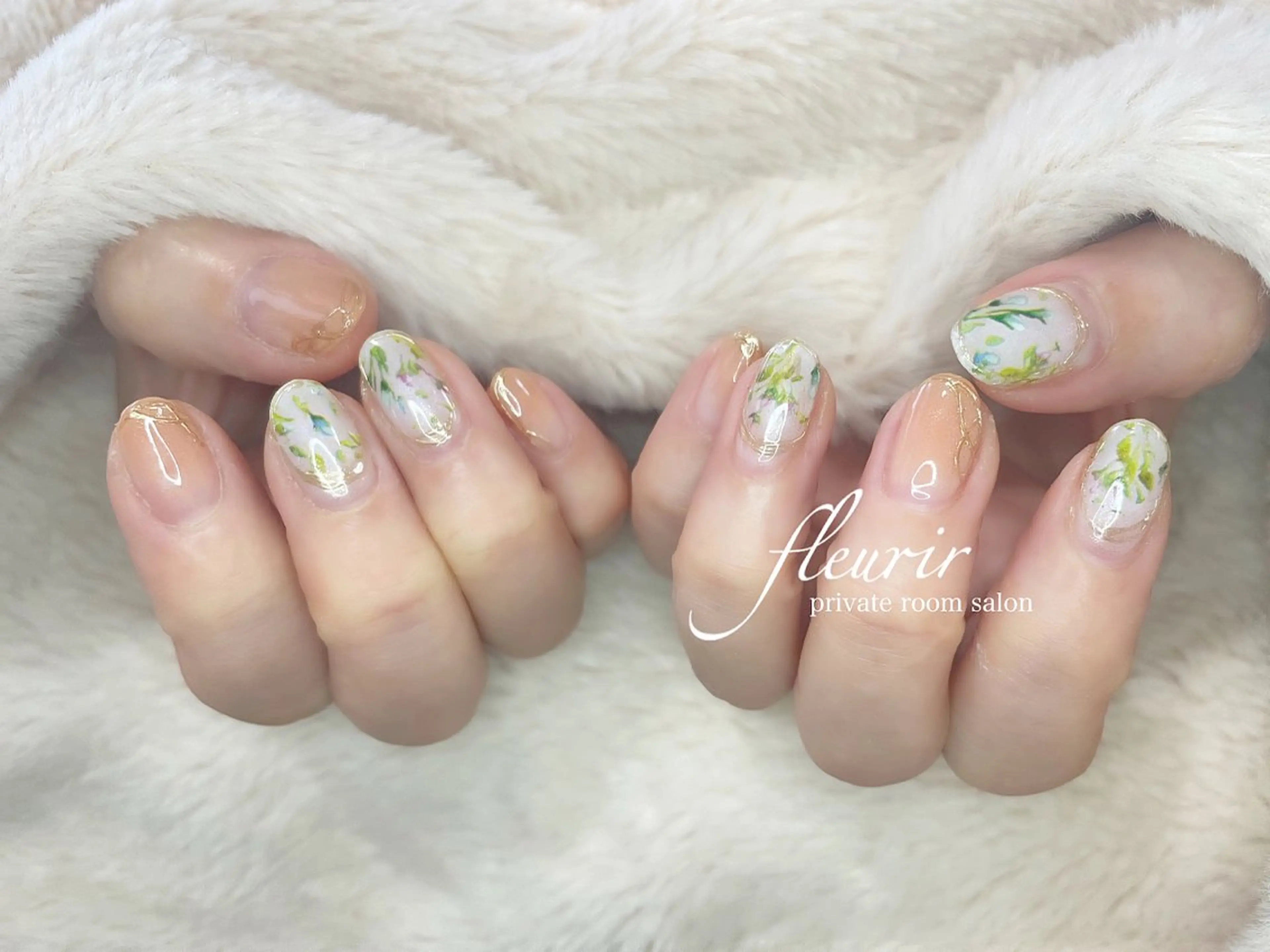 ネイル アートネイル ブルー フラワーネイル ゴールド グラデーション フルリール 【プライベートサロンのネイルデザイン