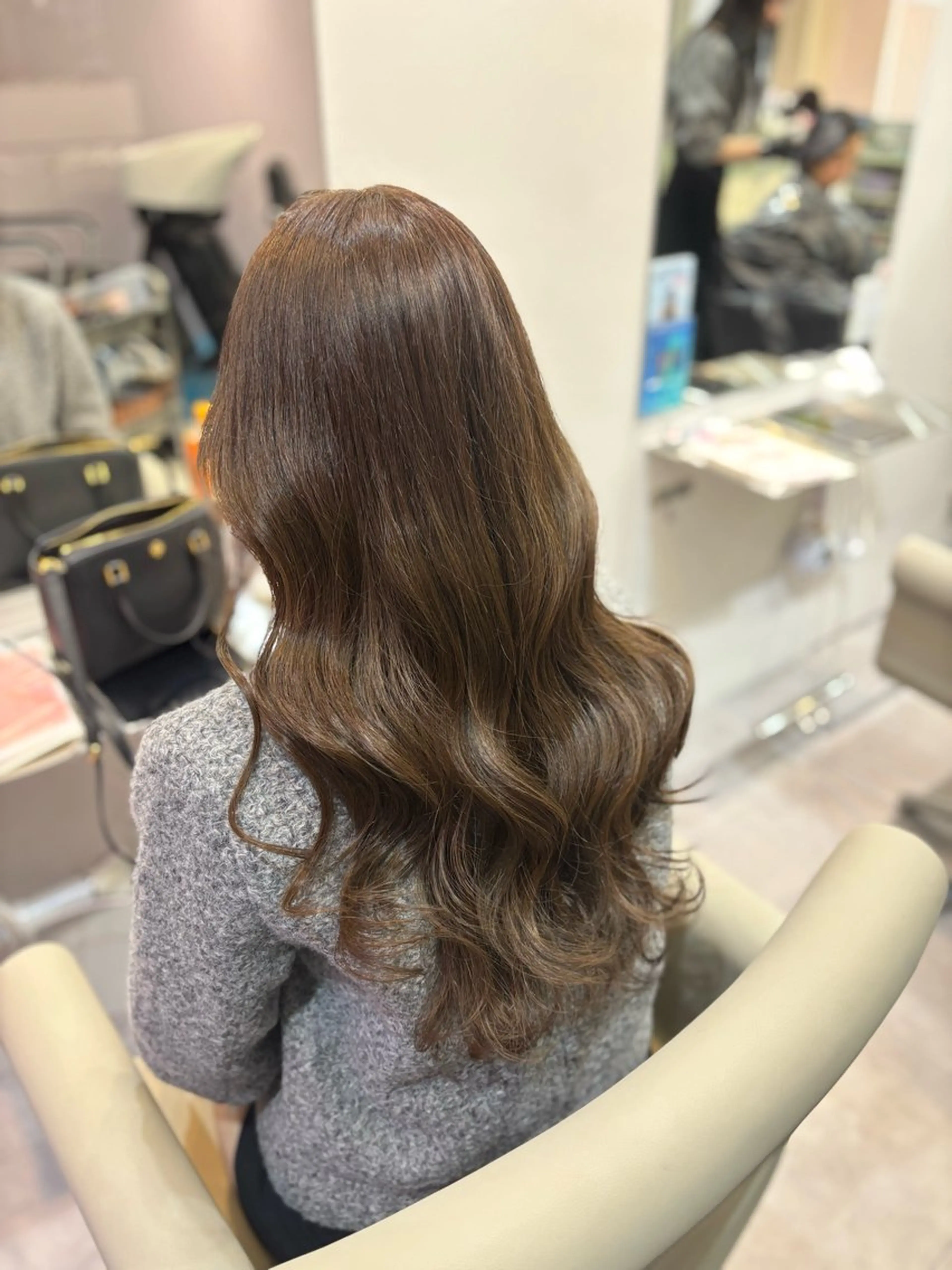 ロング カラー ヘアアレンジ amane໒꒱·うる 艶トレンドガーリーのヘアスタイル