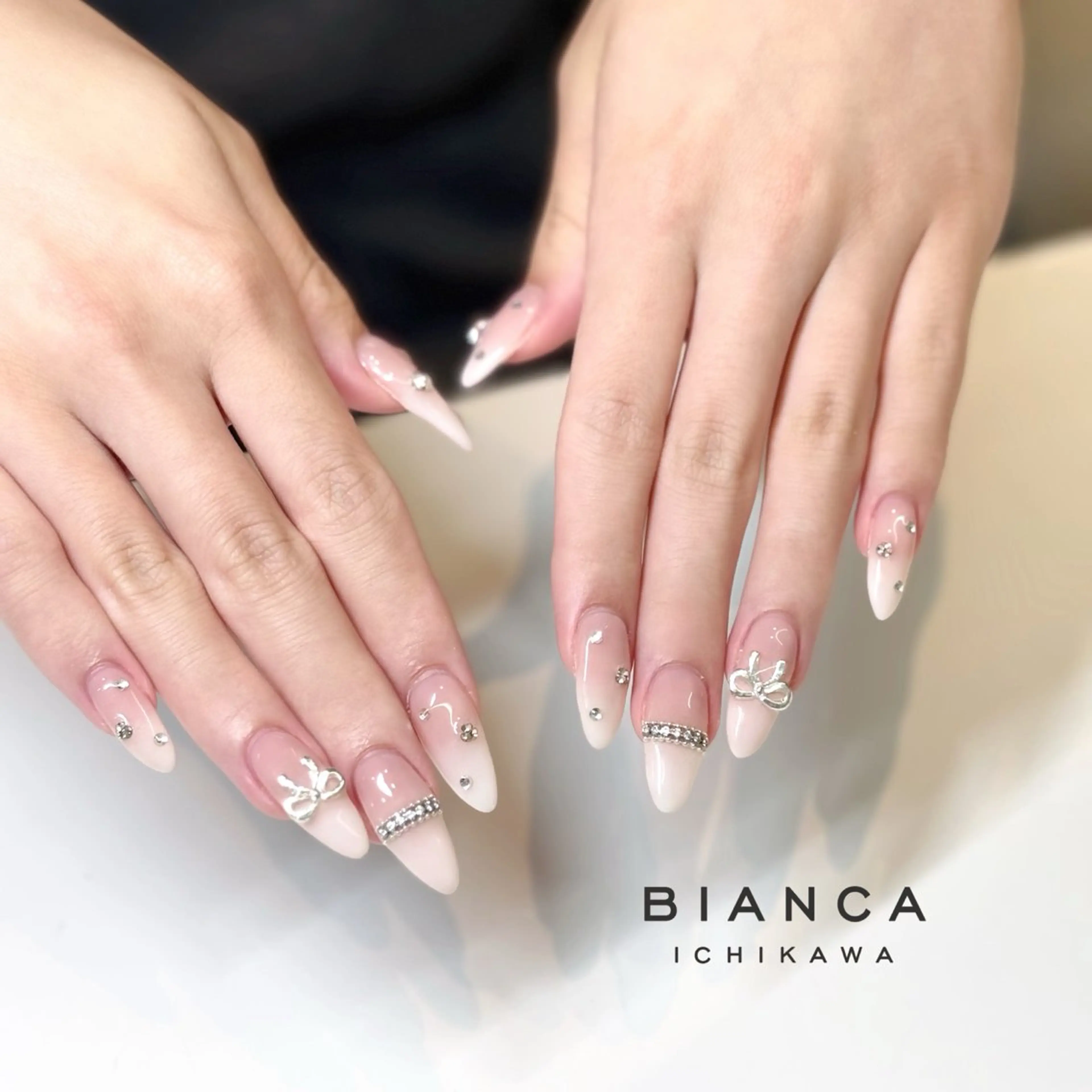 ネイル ハンドネイル 🕊️Bianca 児玉🕊️のネイルデザイン