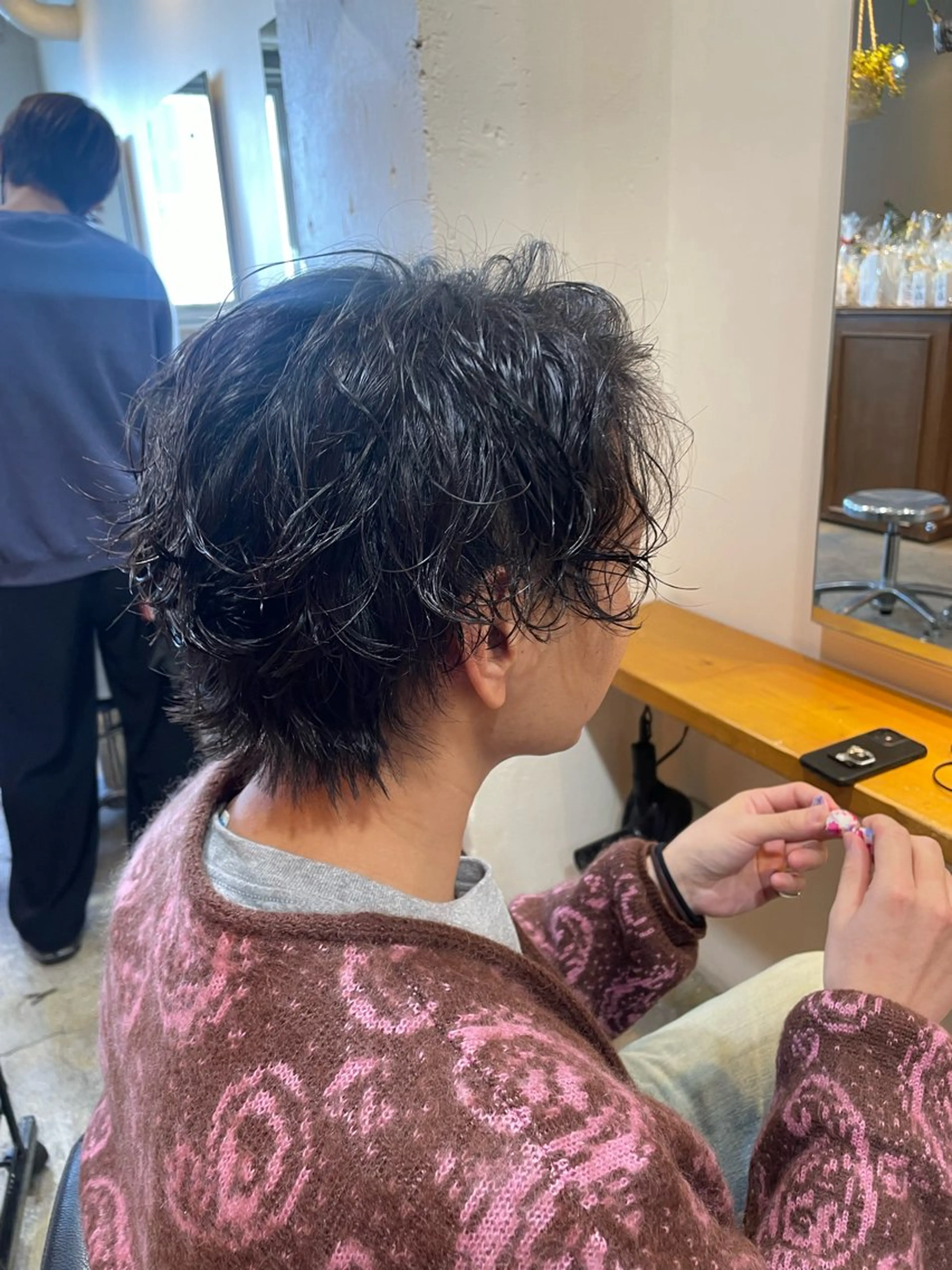 ミディアム パーマ メンズ RIN／韓国ヘア レイヤーカットのヘアスタイル