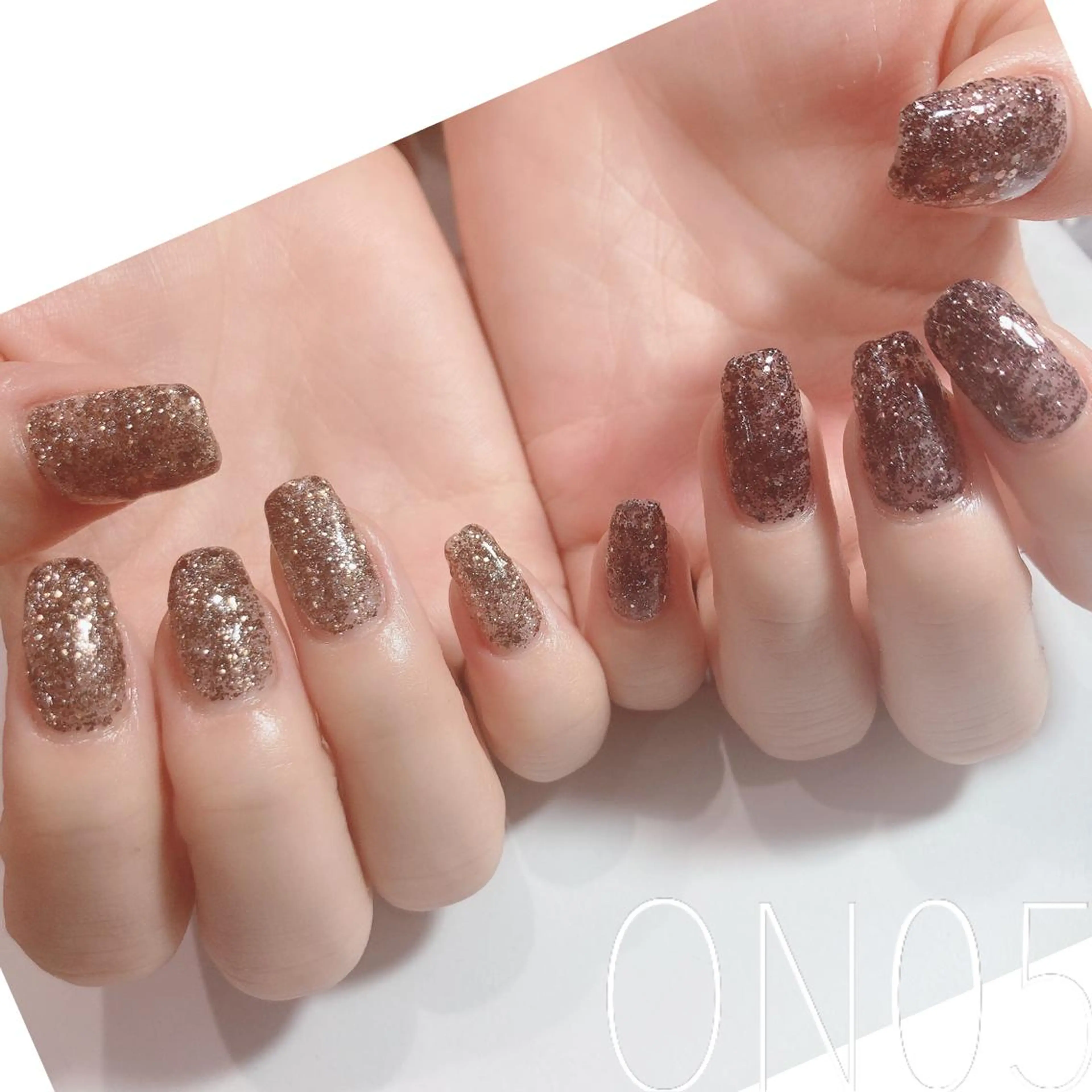 ネイル 園 寛子 （ネイリスト）のネイルデザイン