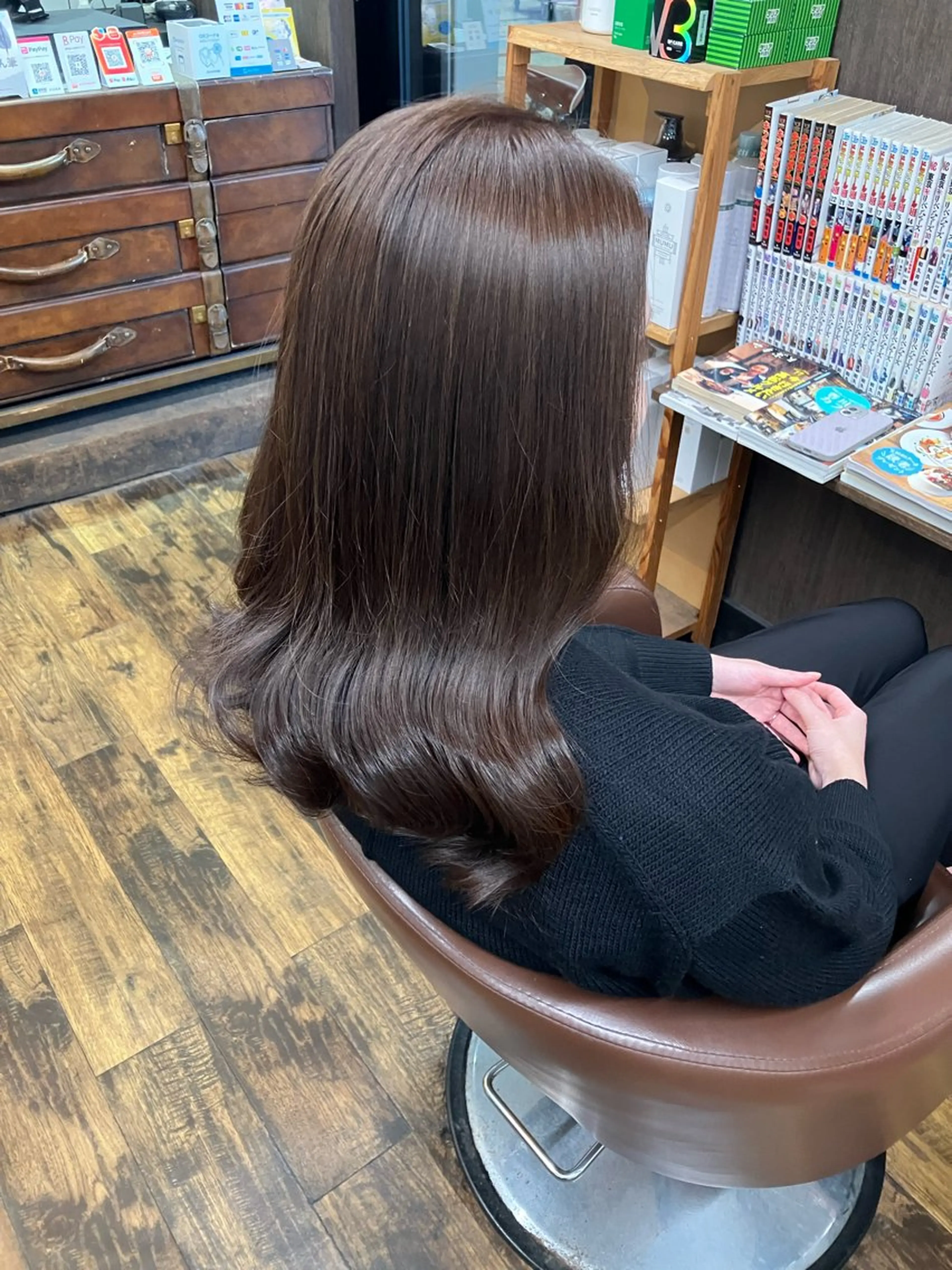セミロング アッシュ トリートメント 香川 裕基のヘアスタイル