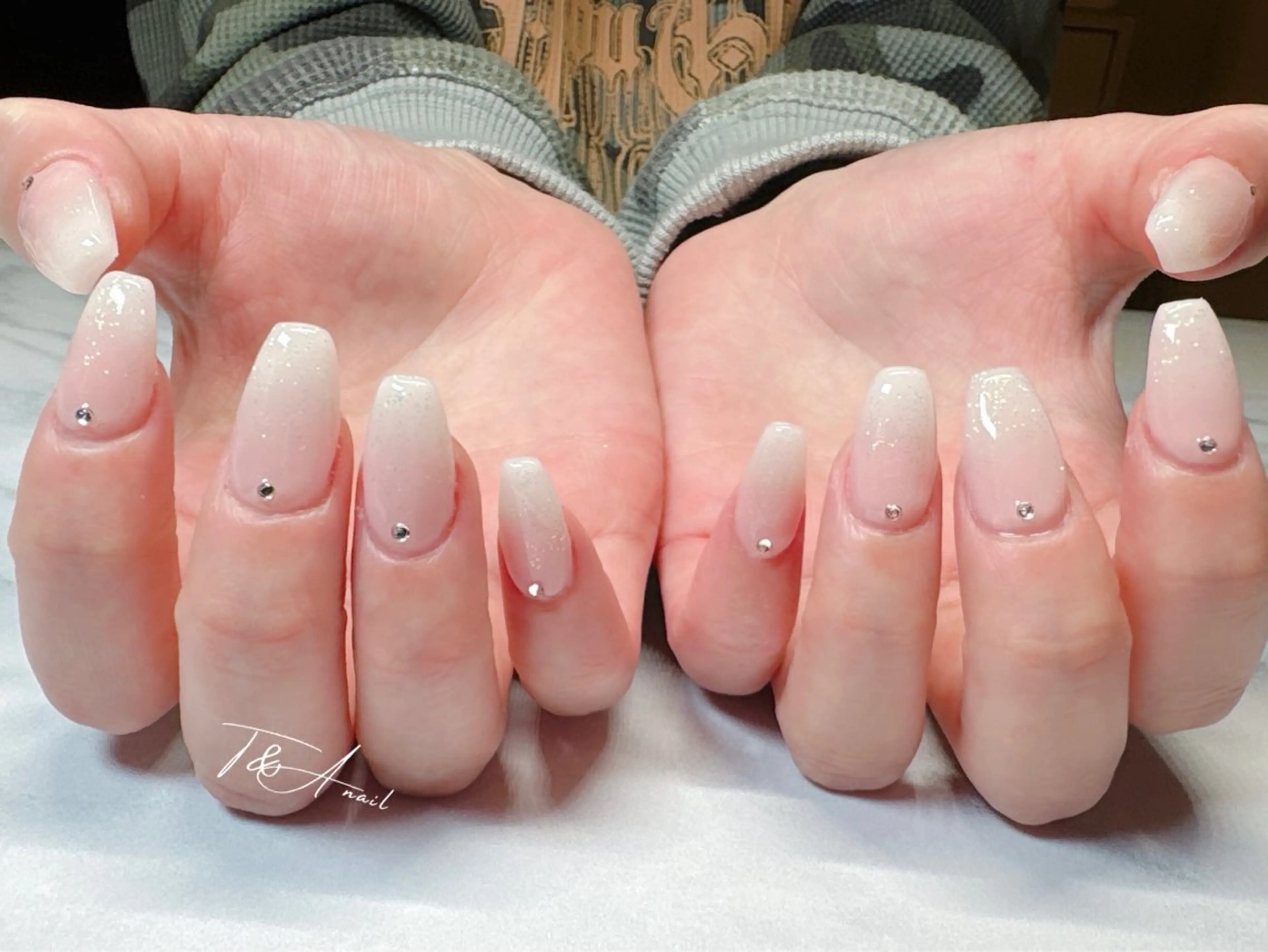 ネイル 長さ出し ジェルネイル スカルプネイル ハンドネイル T&A nailのネイルデザイン