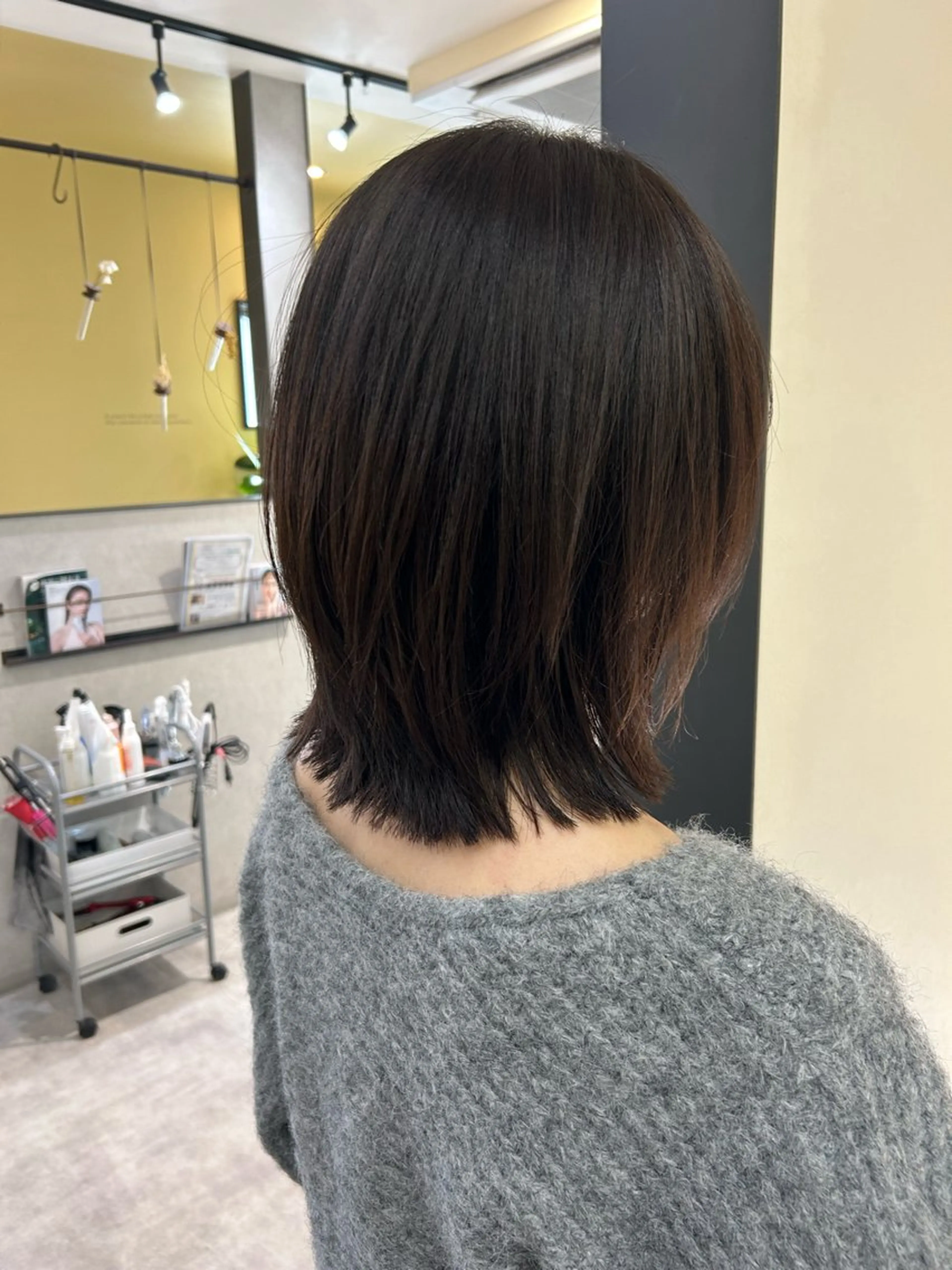 ミディアム カラー ボブレイヤー ボブ レイヤーカット カット ヘアカラー トリートメント hubhair レイヤーカット/暖色のヘアスタイル