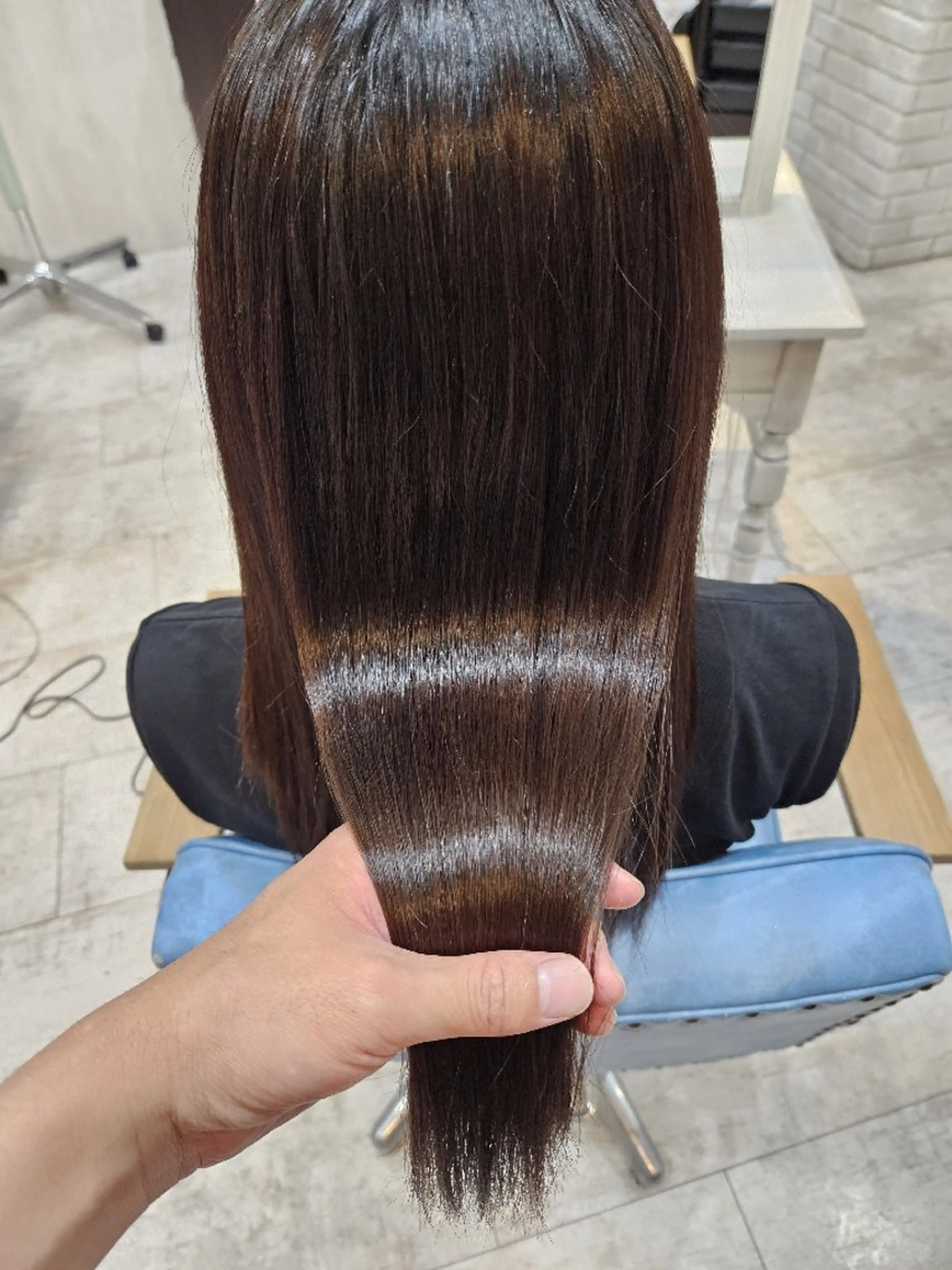 セミロング カラー 髪質改善 韓国風ヘア レイヤーカット トリートメント カット ヘアカラー トリートメント ✂韓国ヘア髪質改善 レイヤー代表西村功平のヘアスタイル