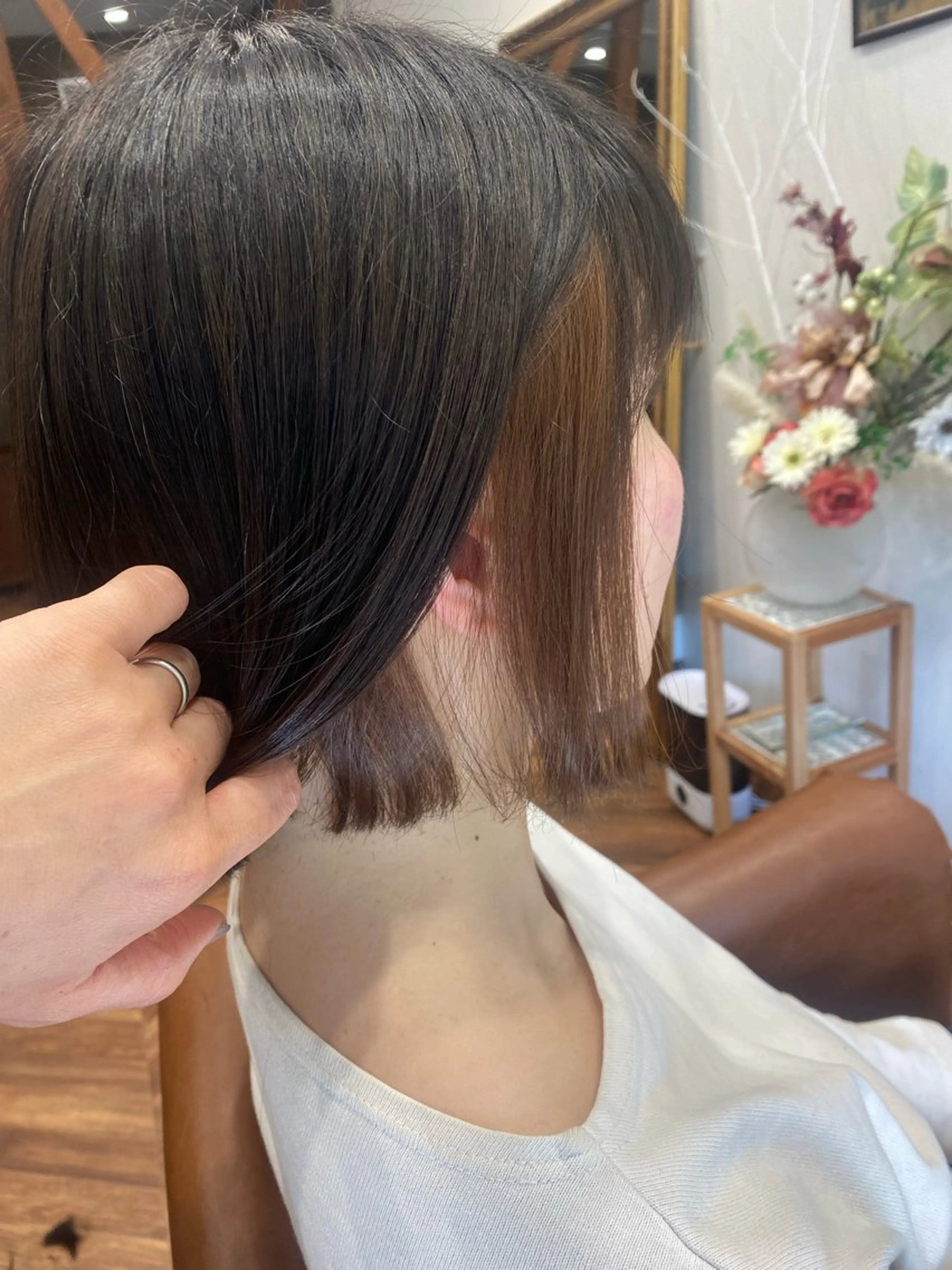 ショート カラー ブリーチ インナーカラー ブリーチなしカラー gatto  nero所属・【似合わせカット 】🦋岩崎 美保🐾のヘアスタイル