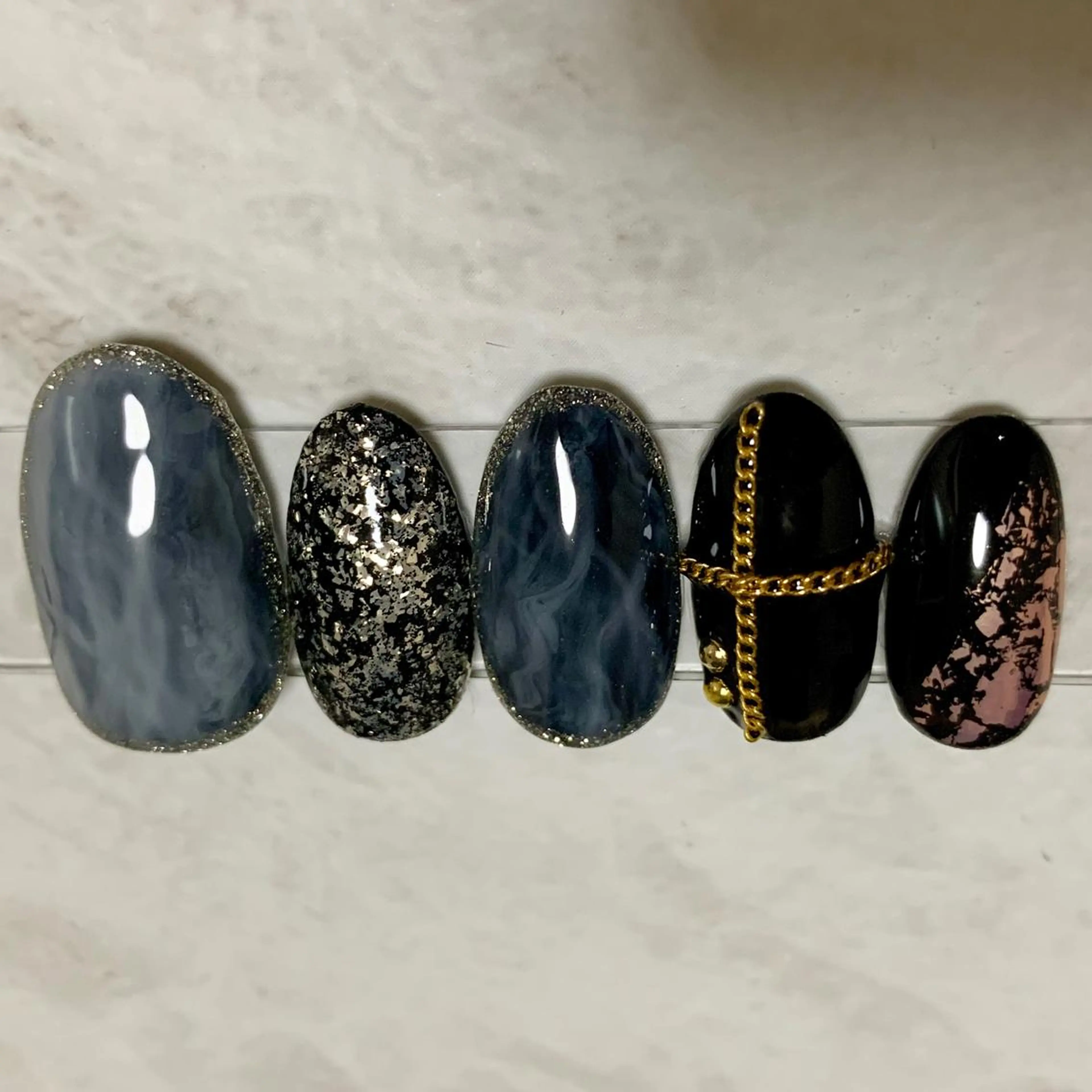 ネイル ハンドネイル Lapis lazuli所属・Lapis AOIのマツエク・マツパデザイン