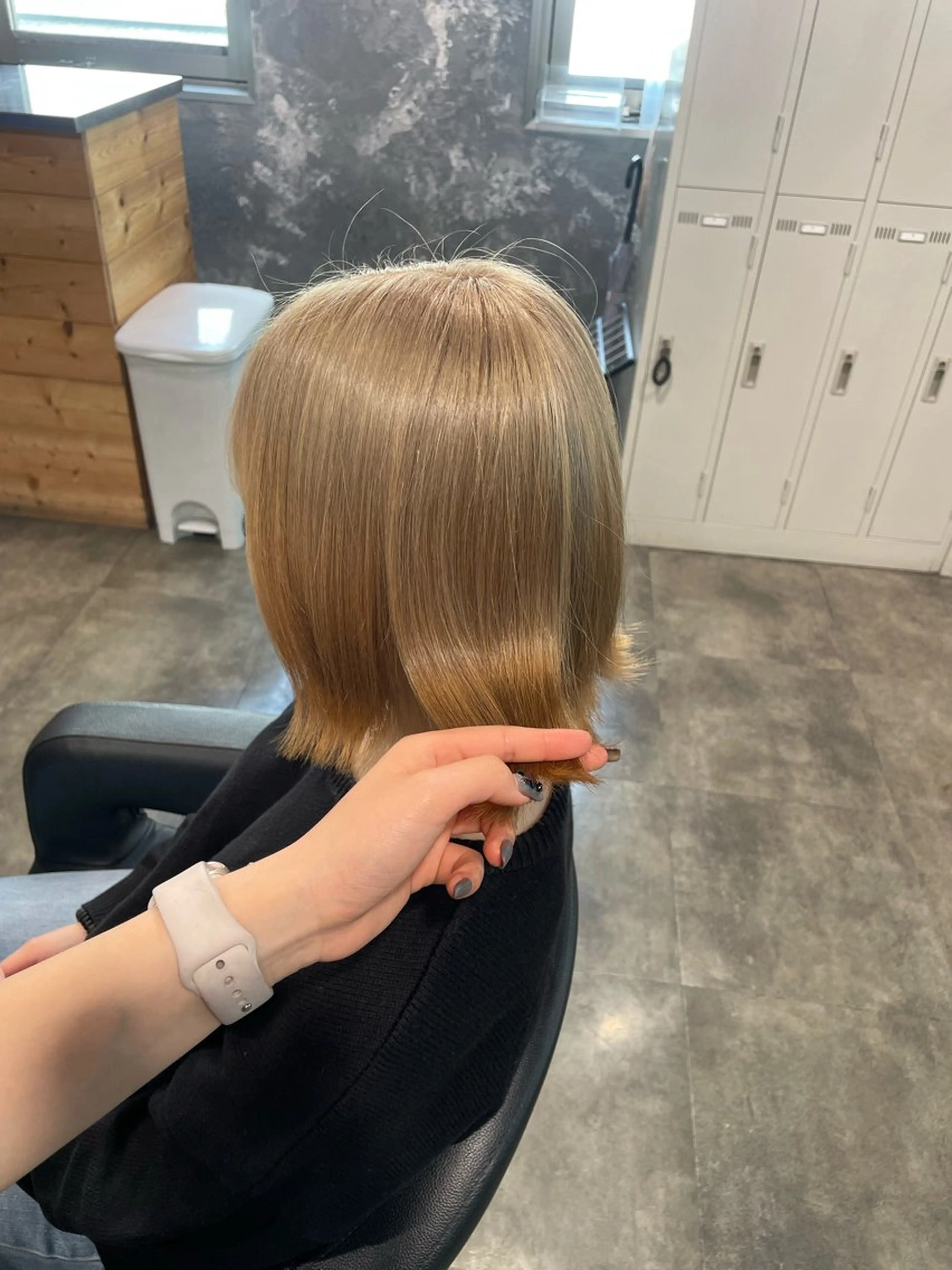 ミディアム カラー ヘアカラー ハイトーンブロンド 横浜💞ミオのヘアスタイル