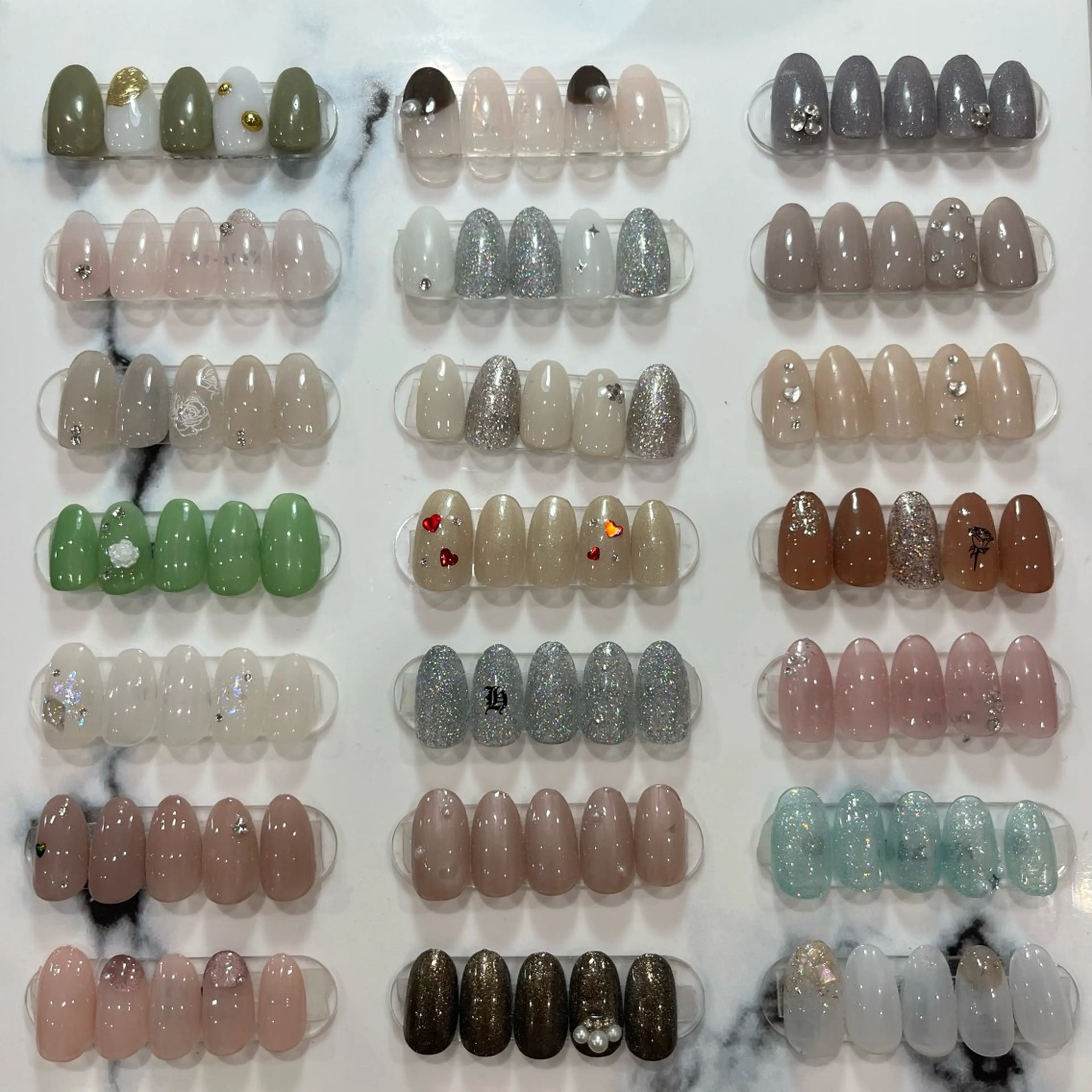 ネイル シンプルネイル ハンドネイル You&Me Naoのネイルデザイン