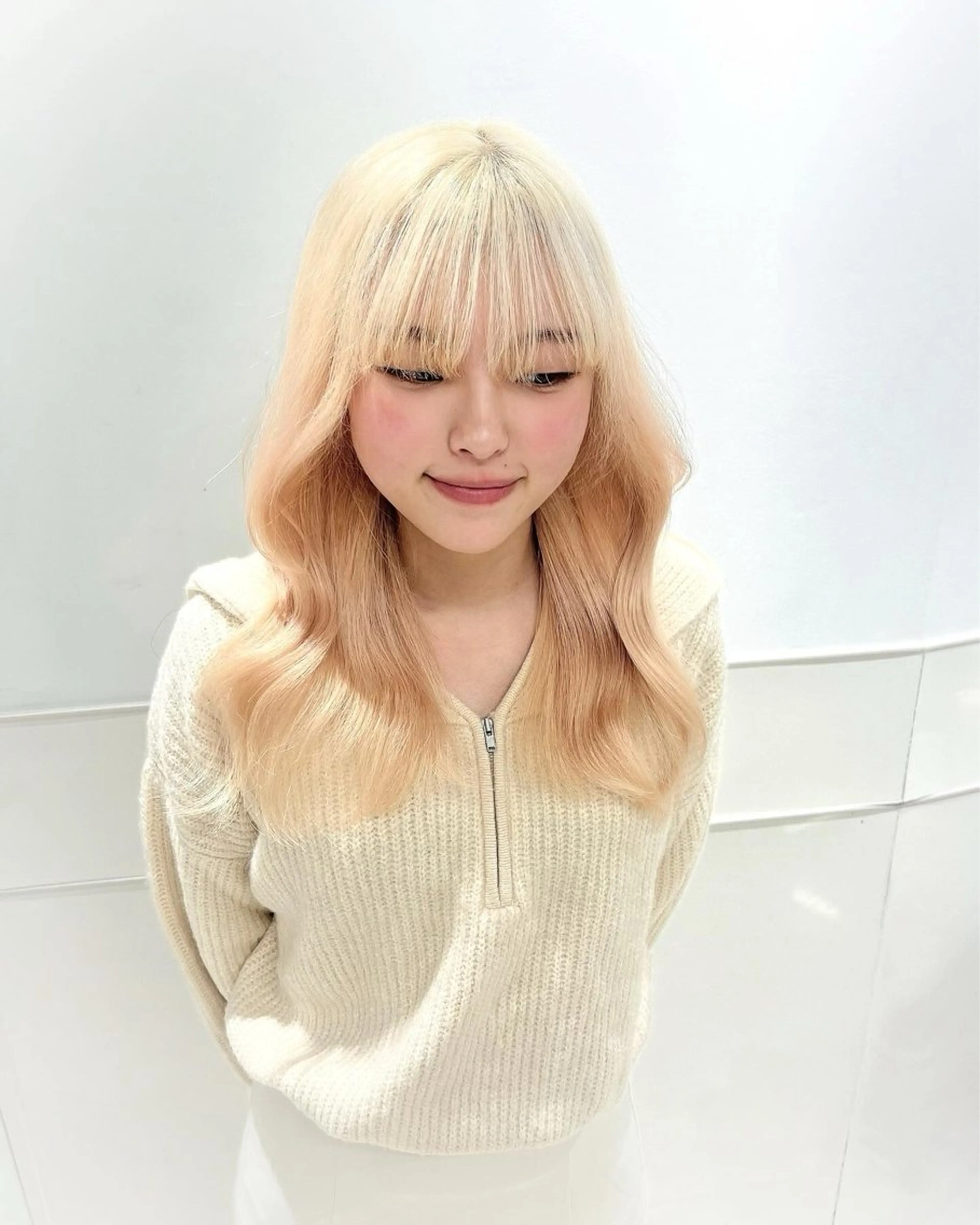 ロング カラー りおな/エクステ /ミルクティーカラーのヘアスタイル