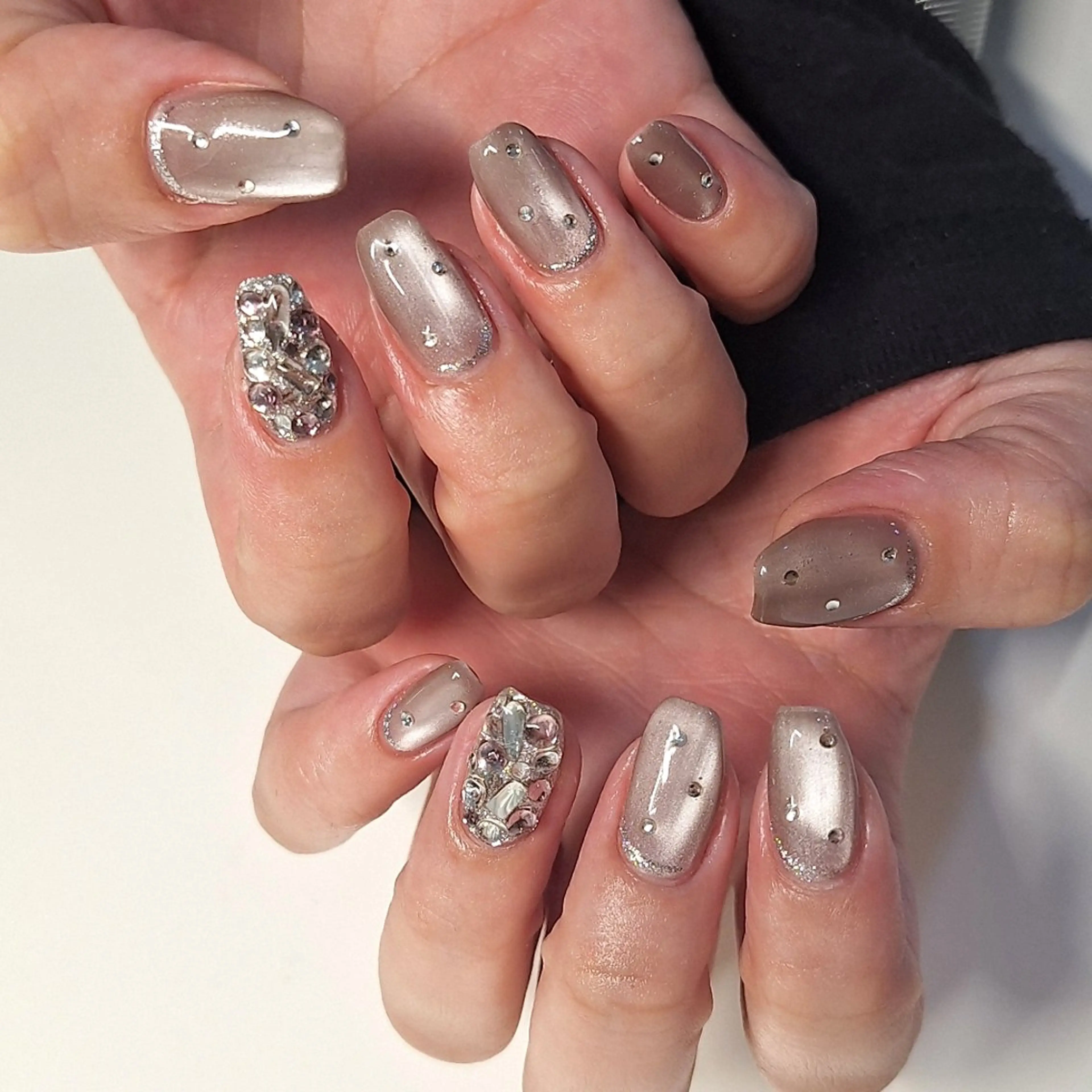 ネイル ハンドネイル nailstudio eviz仙台店のネイルデザイン