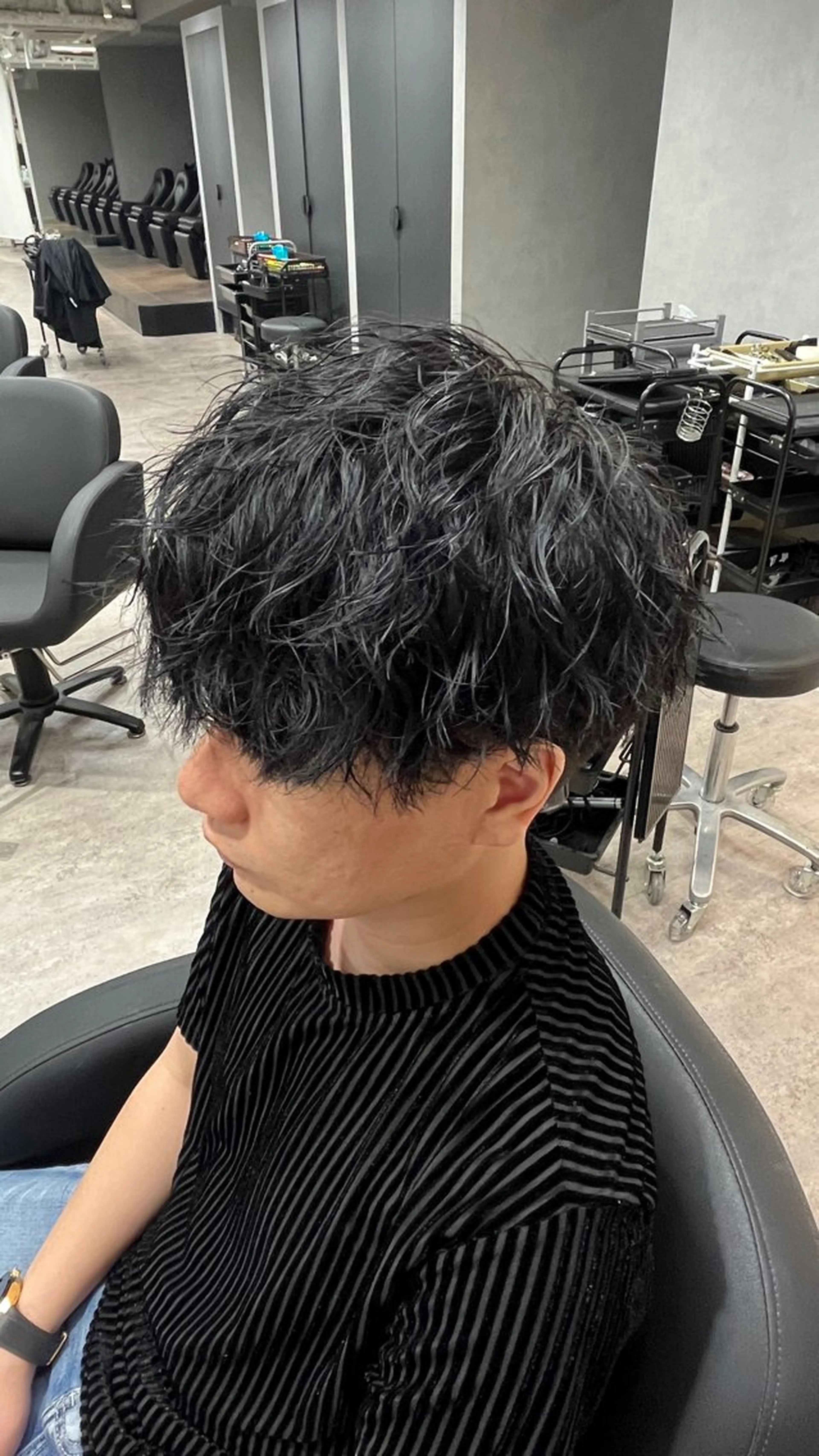パーマ メンズ 板倉 高史郎のヘアスタイル
